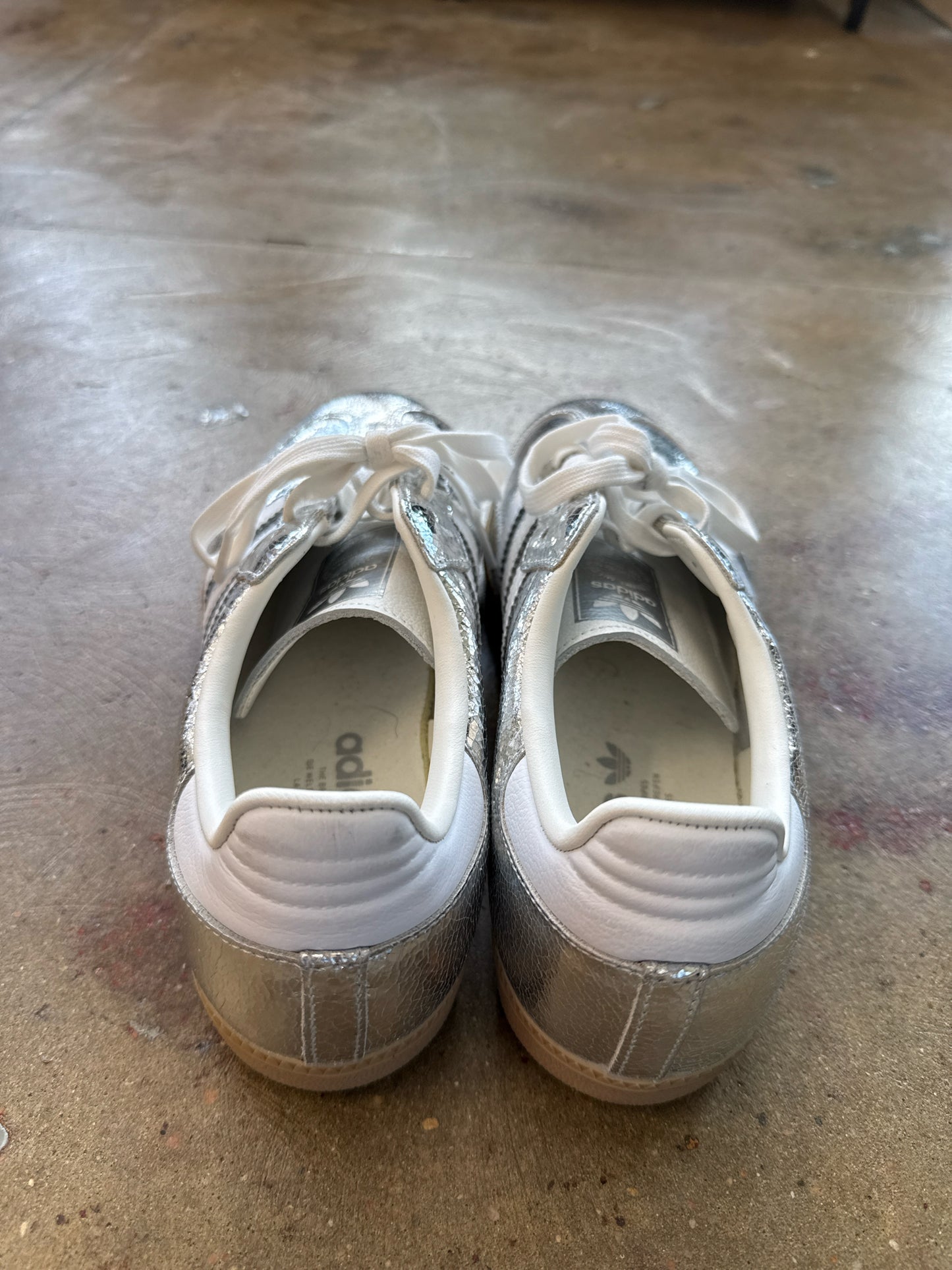 Adidas Shoe Size 9 Silver Sneakers