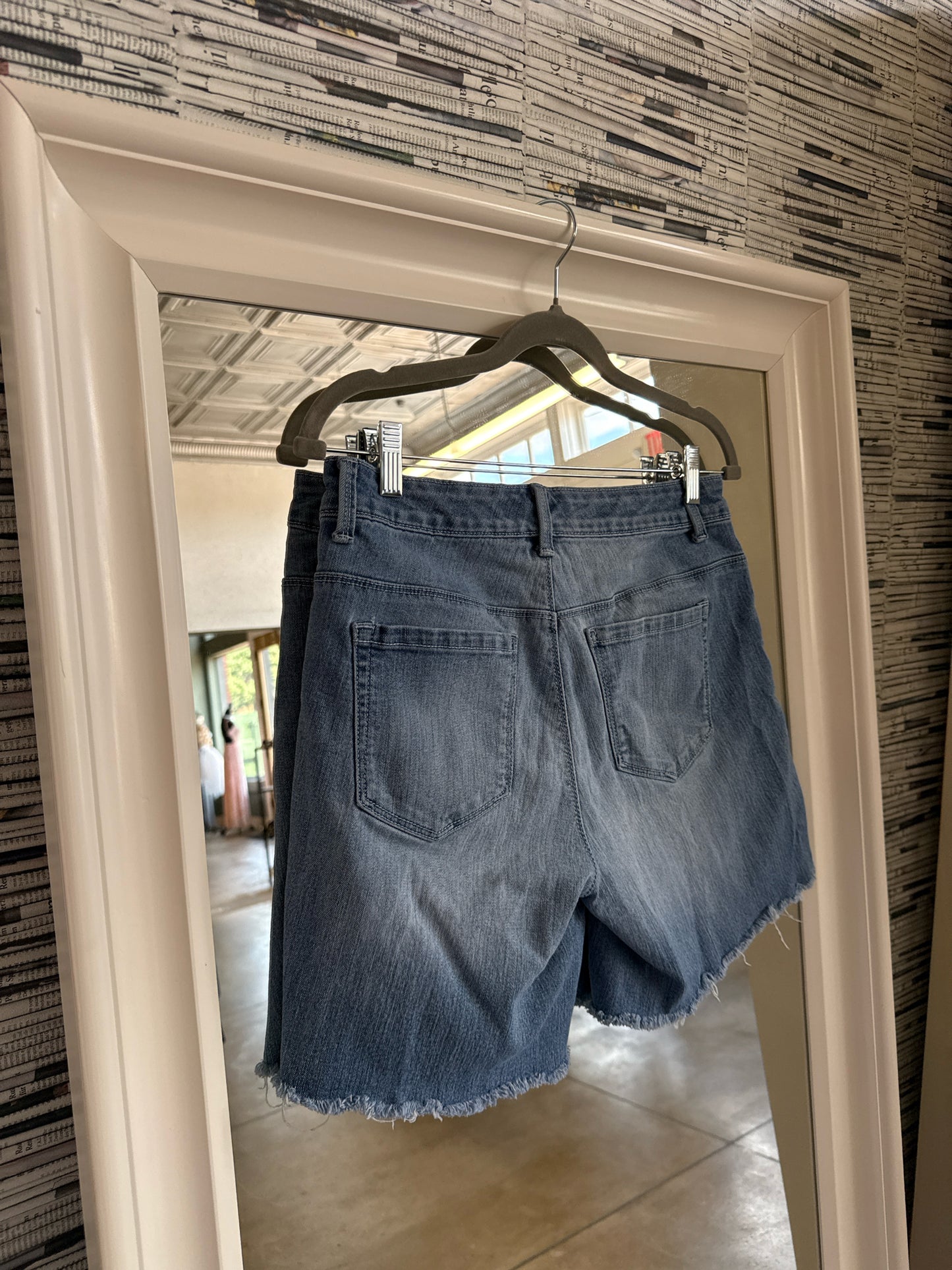 Nine West Jeans Size 8/29 Denim Shorts