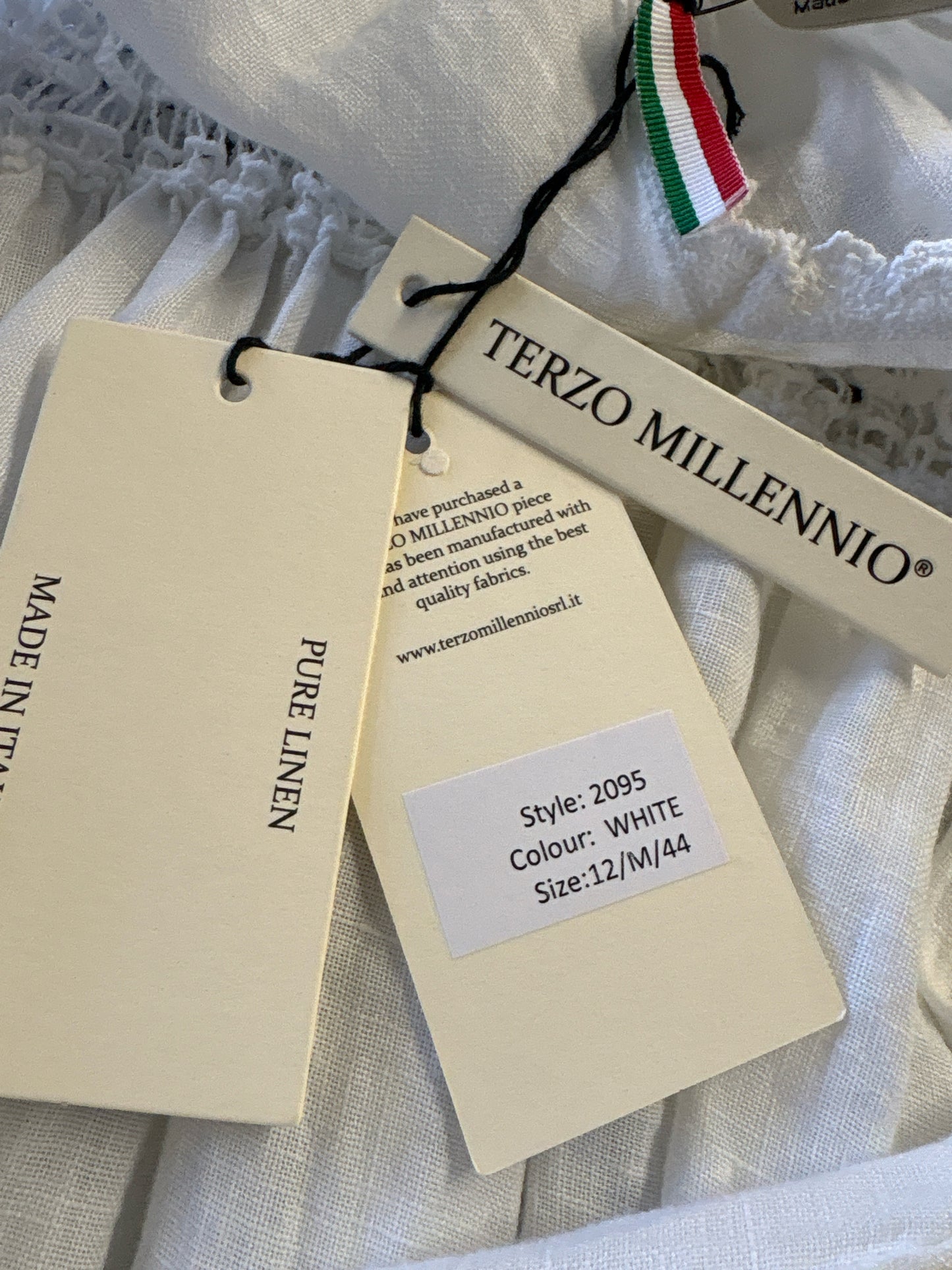 TERZO MILLENNIO Size 12 White Dress