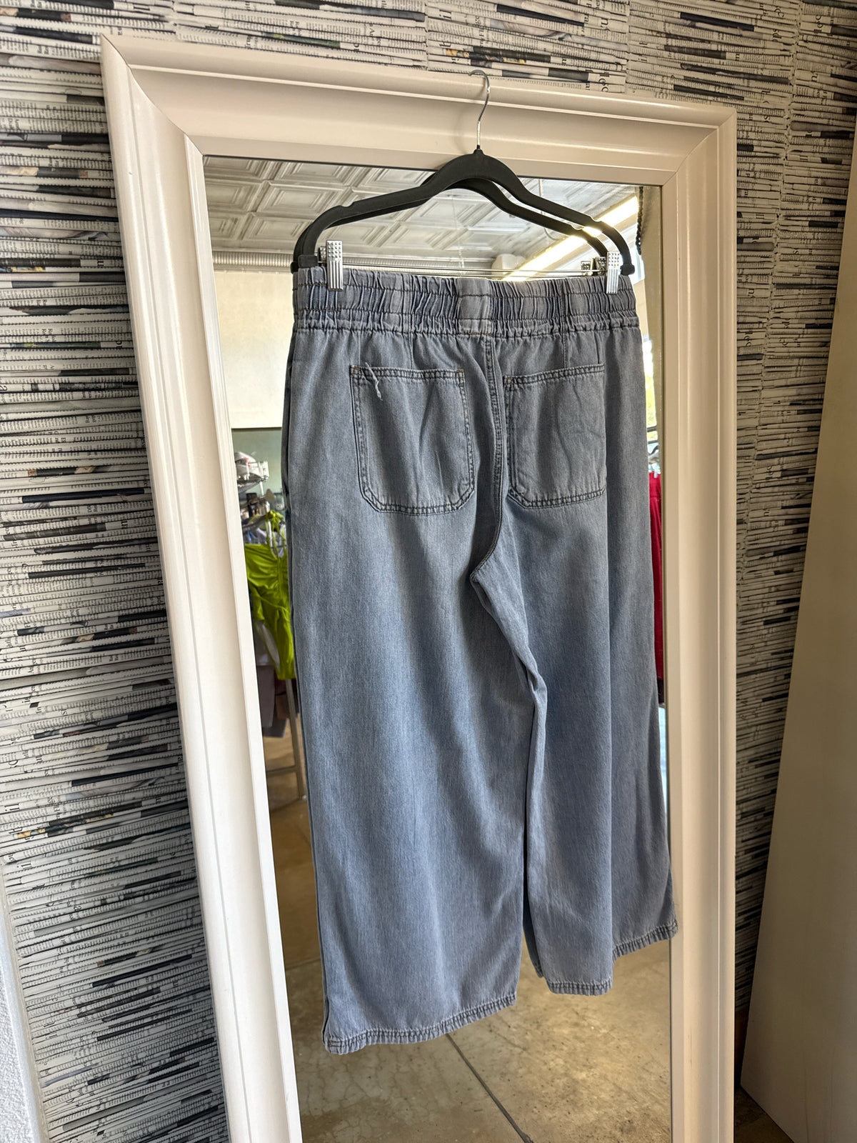 Kensie Size L Denim Pants