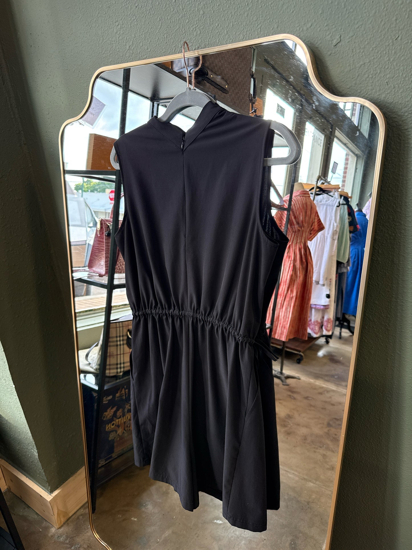 Calvin Klein Size 6 Black Romper
