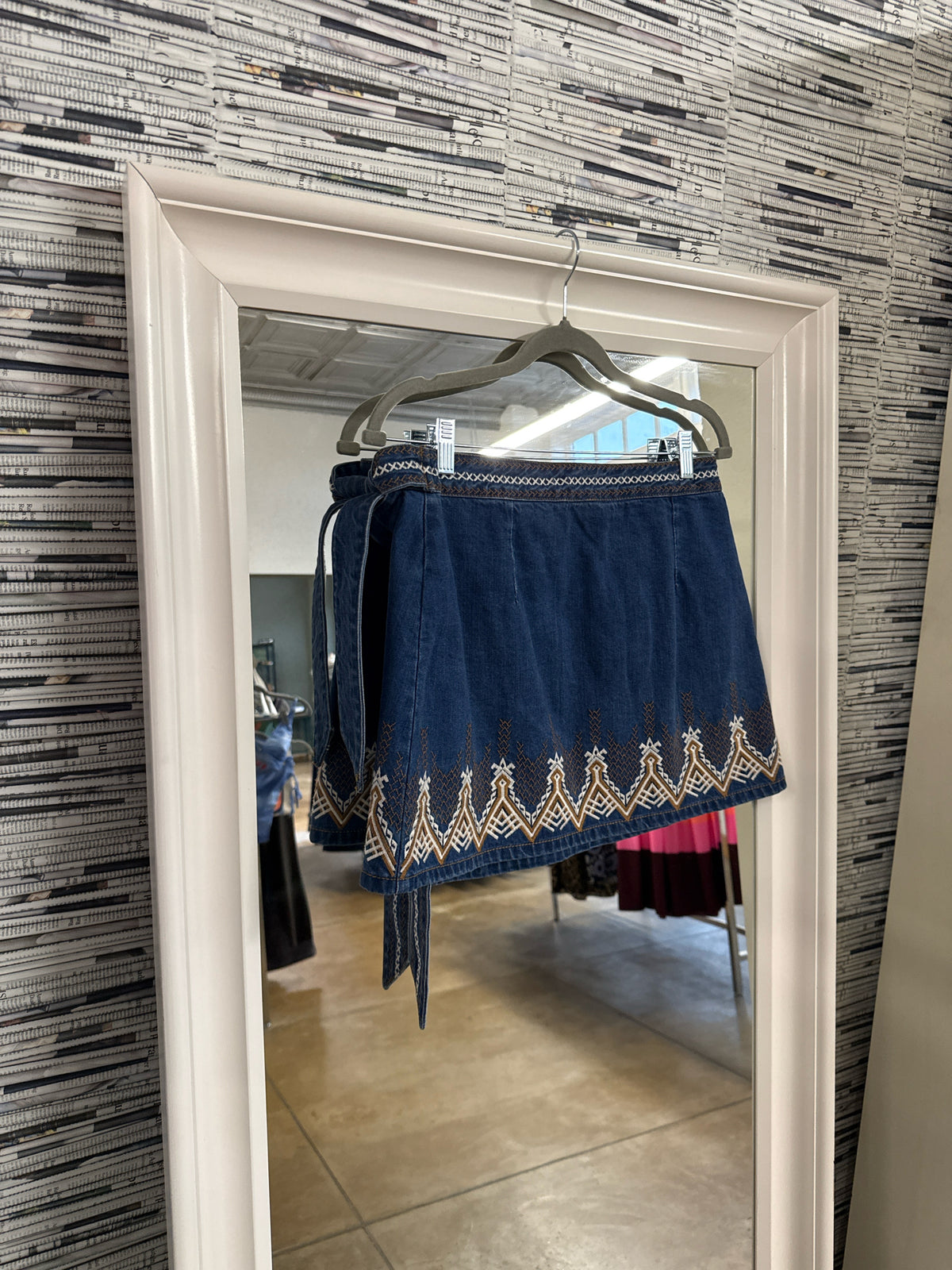 free people Size 6 Denim Skirt