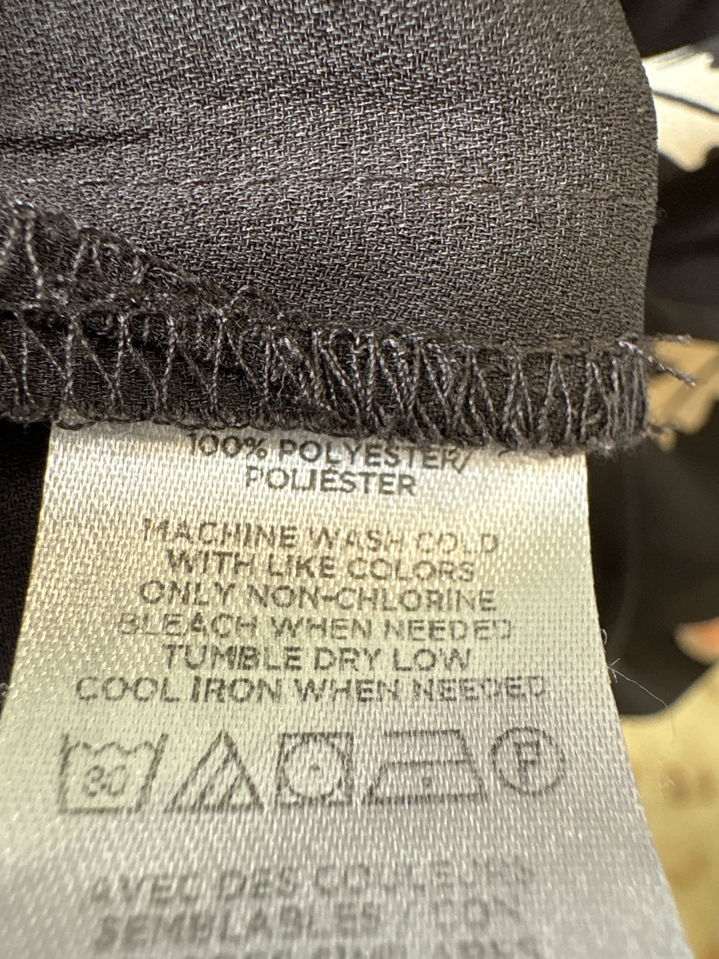 ANN TAYLOR Size LP black + multi Top