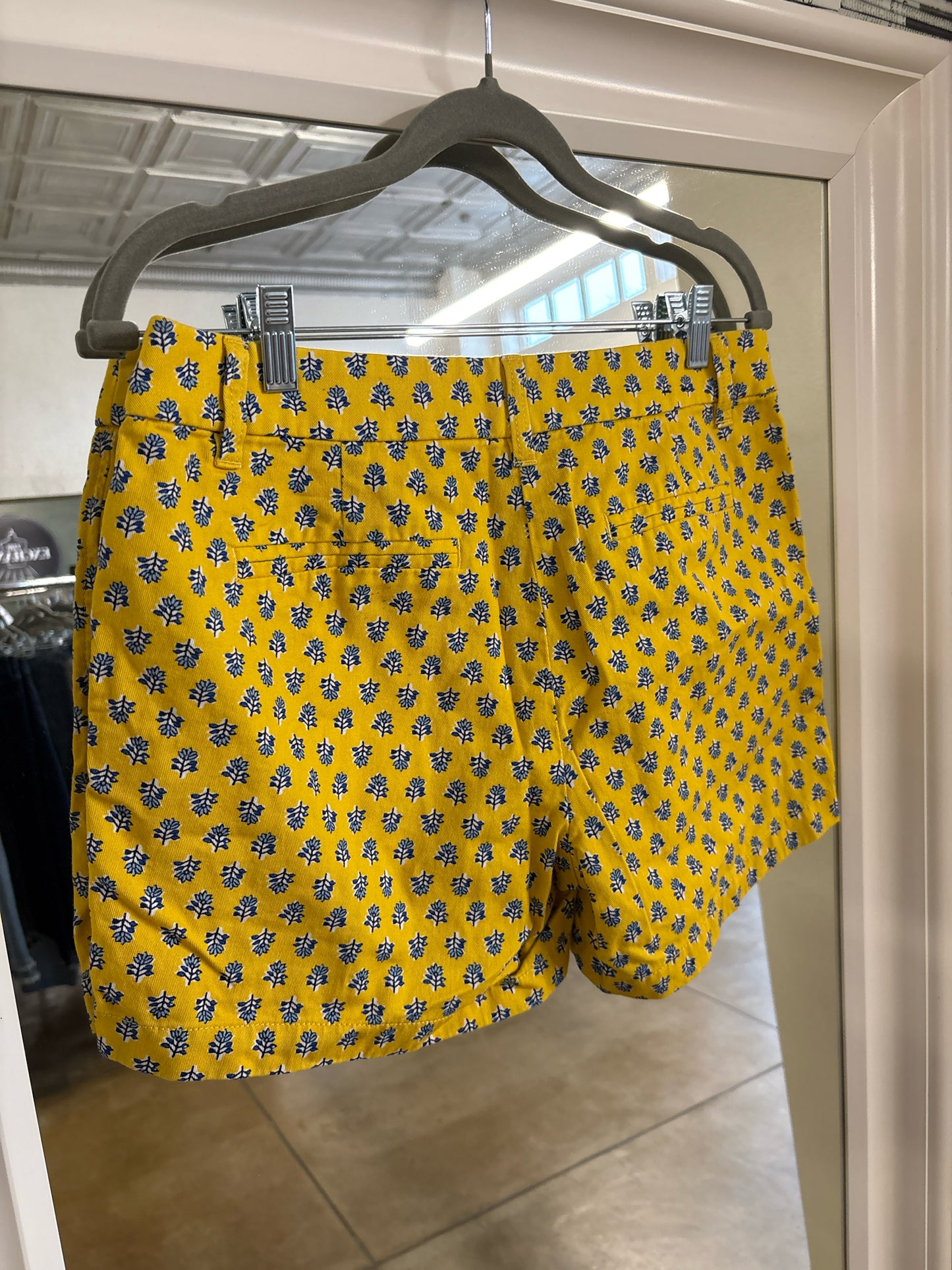 J. CREW Size 6 Yellow/Blue Shorts