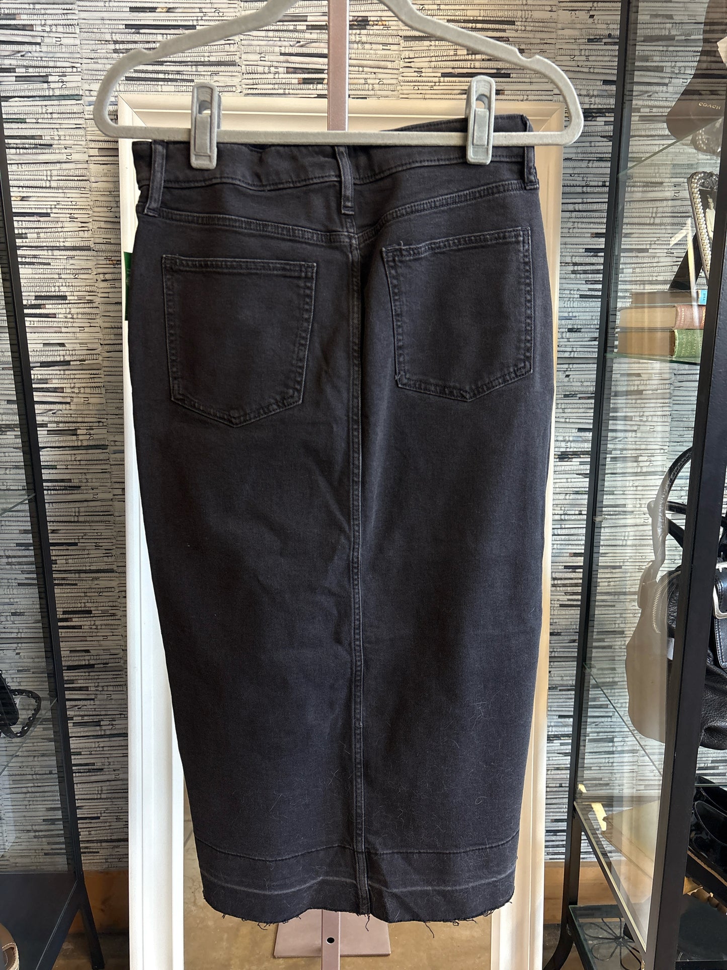 GAP Size 2P Black Denim Skirt