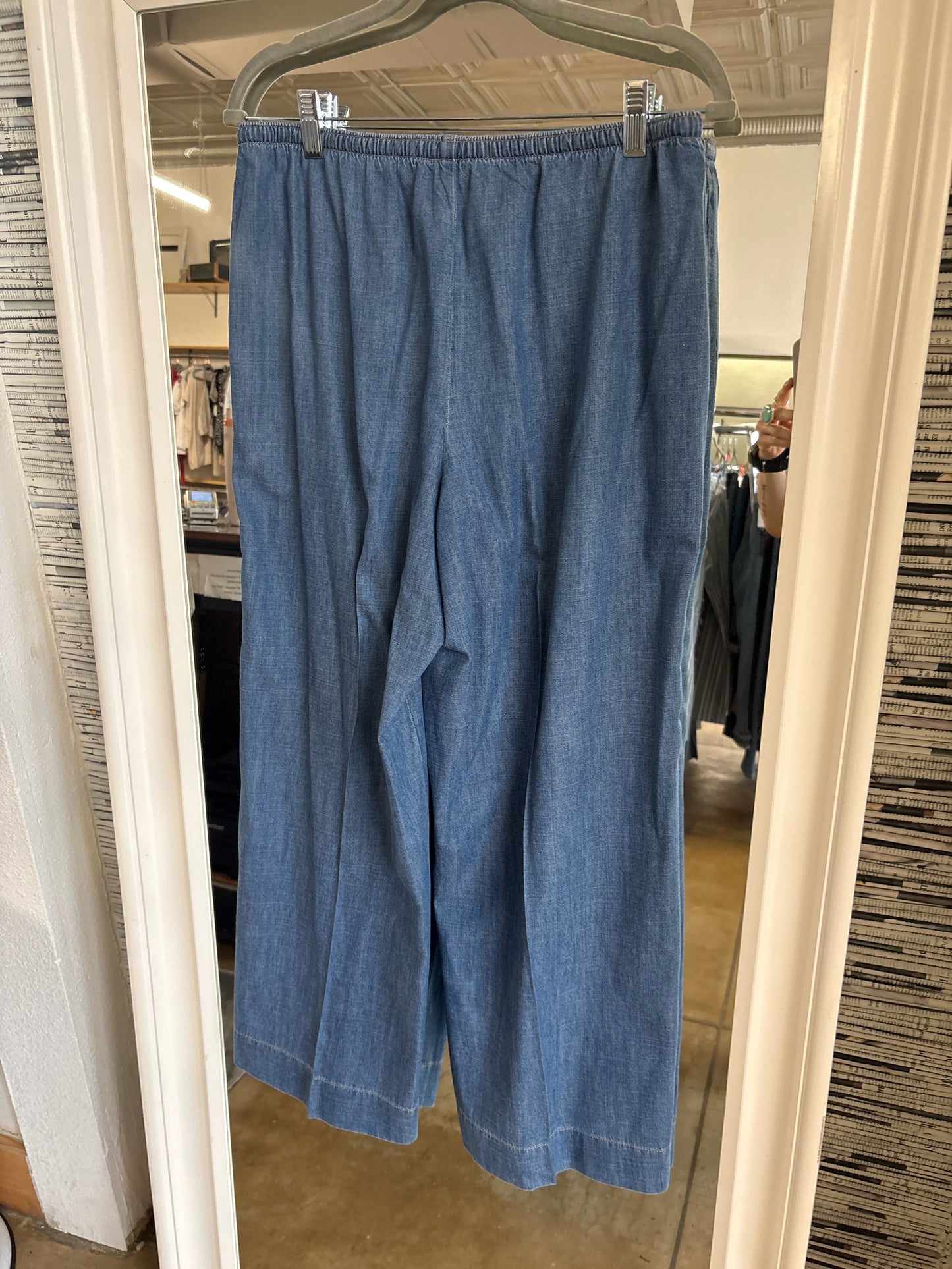 Abercrombie & Fitch Size S Chambray Pants