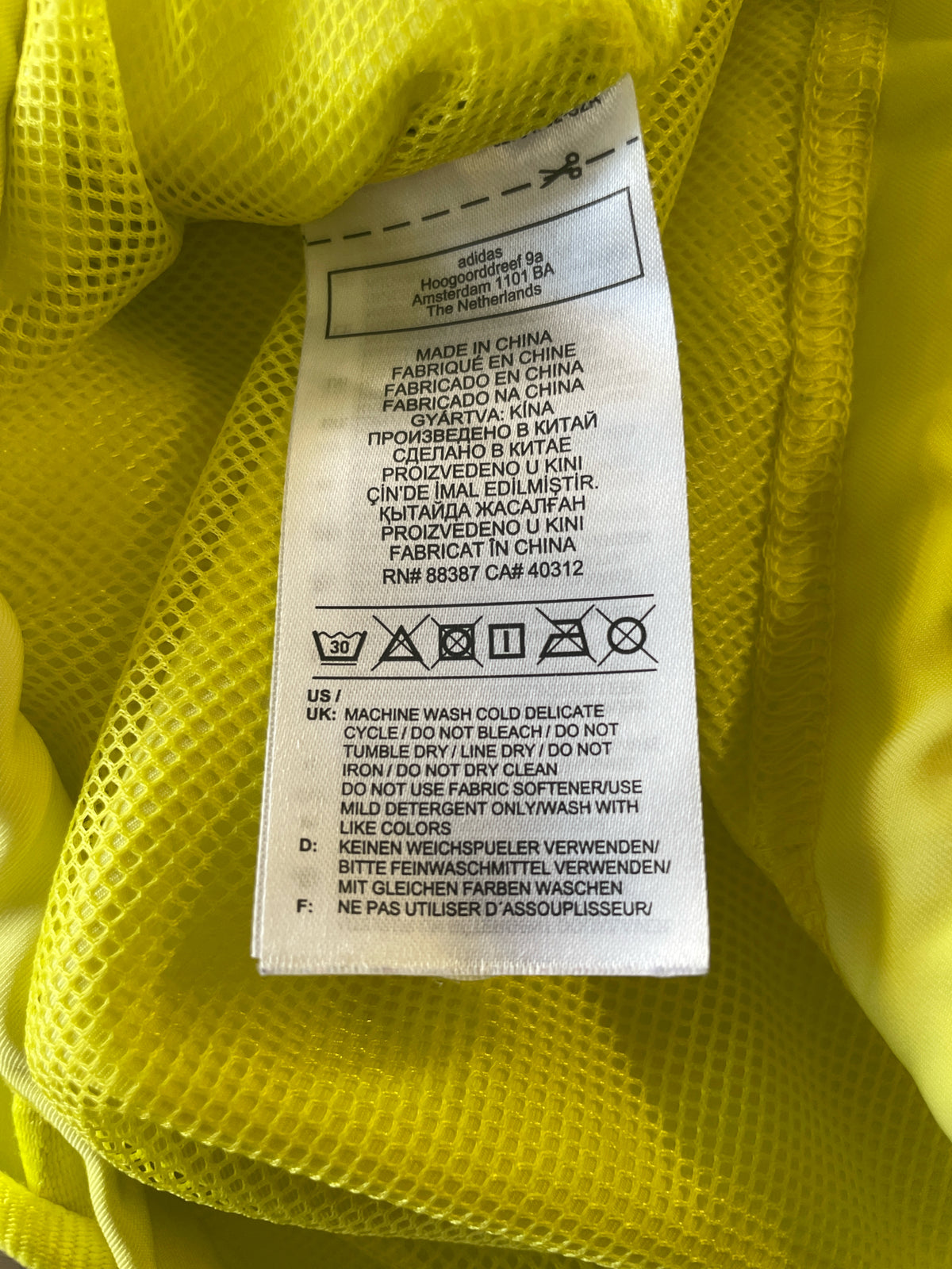 Adidas Size 6 Yellow Tie Dye Pullover/Hoodie