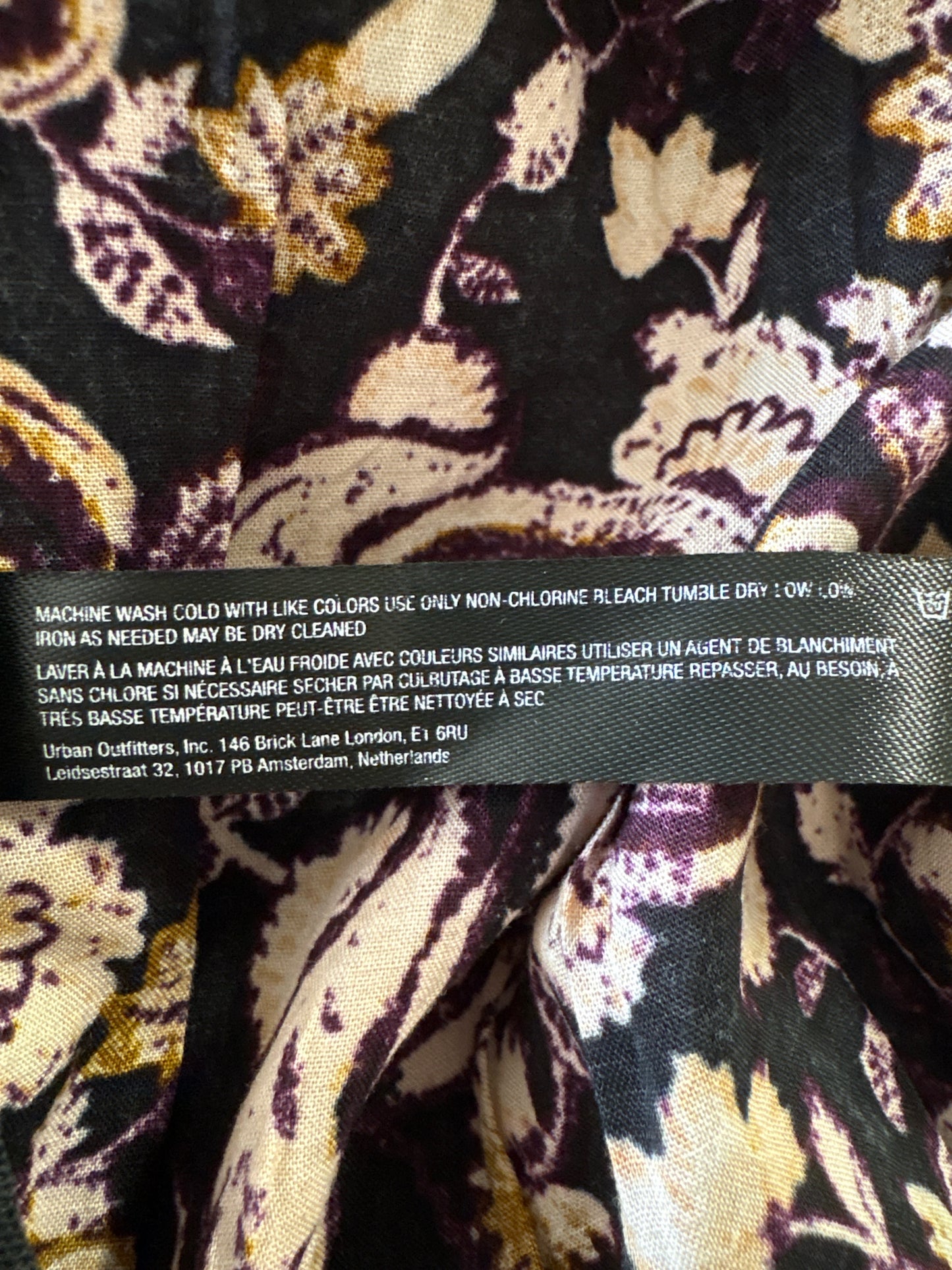Intimately Size L Black Print Top