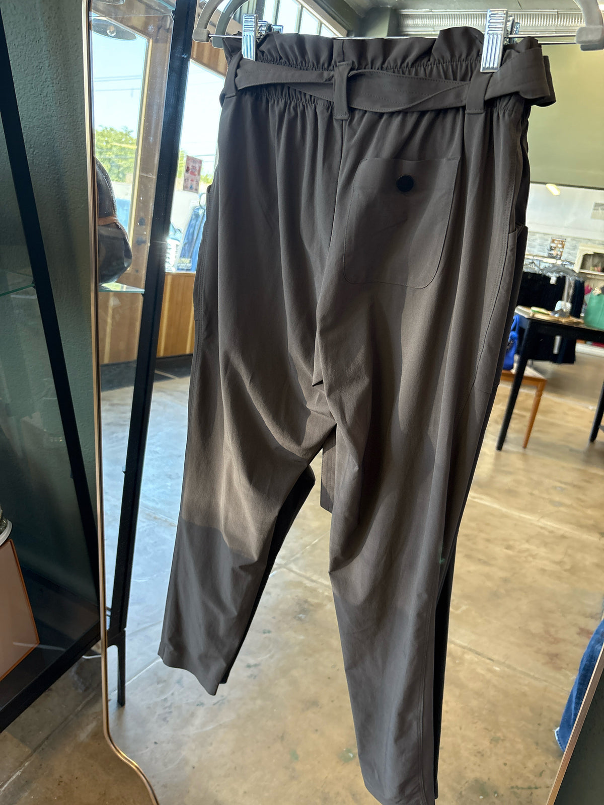 ATHLETA Size 0 grey Pants