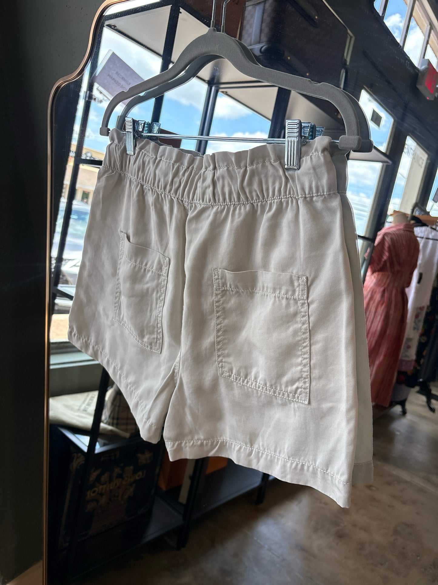LOFT Size S Khaki Shorts