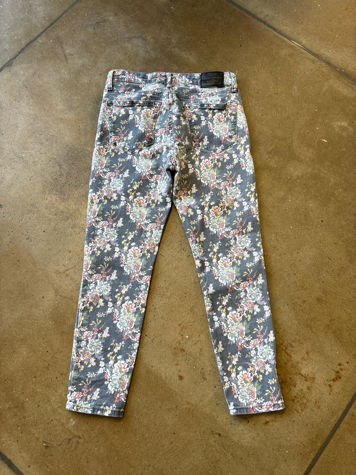 Lucky Size 6 multi Pants