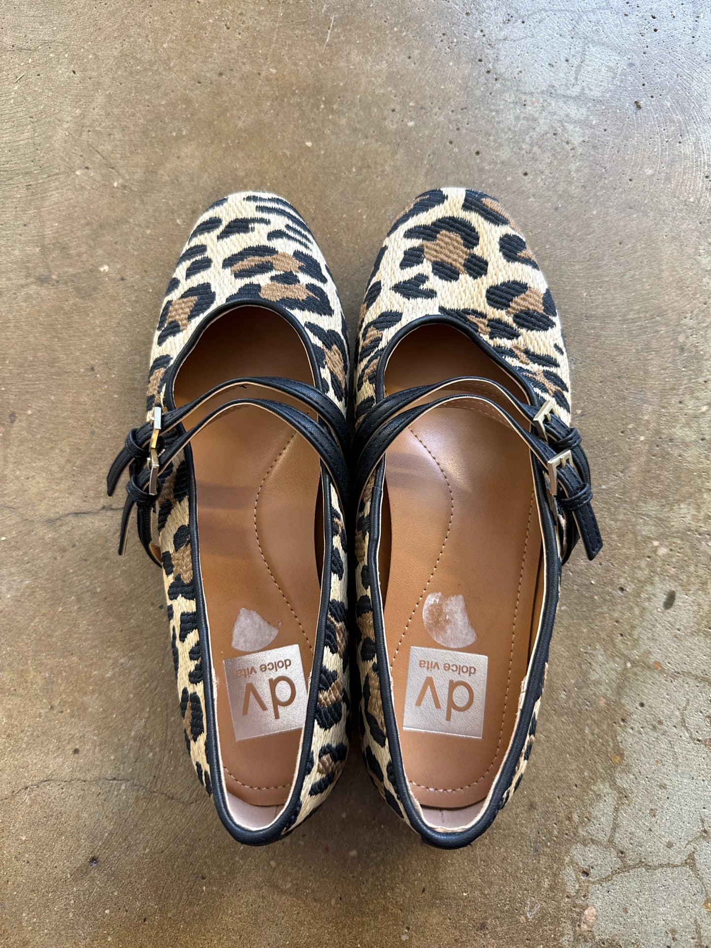 Dolce Vita Shoe Size 8 Leopard Flats