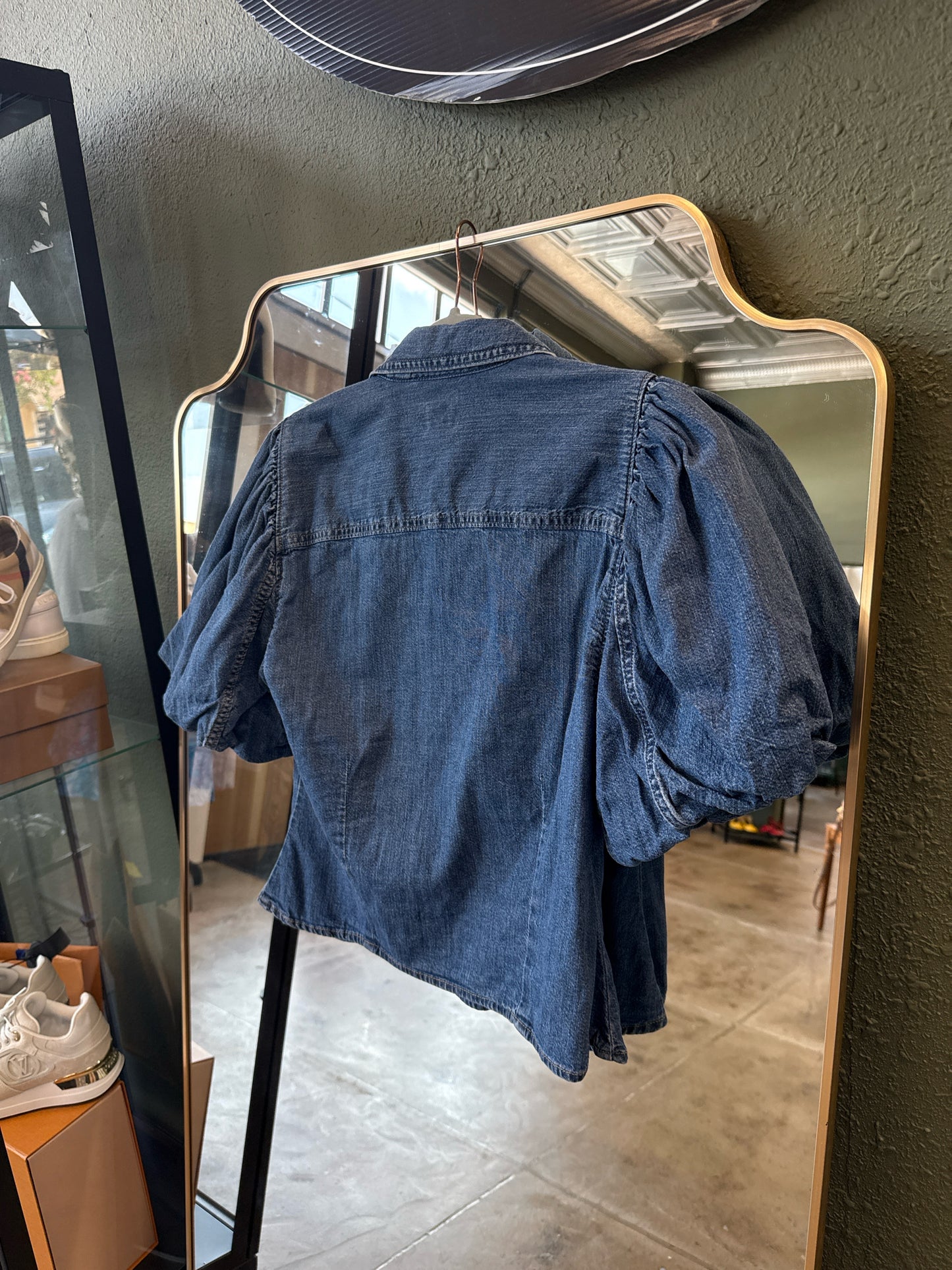 Levis Size L Denim Top
