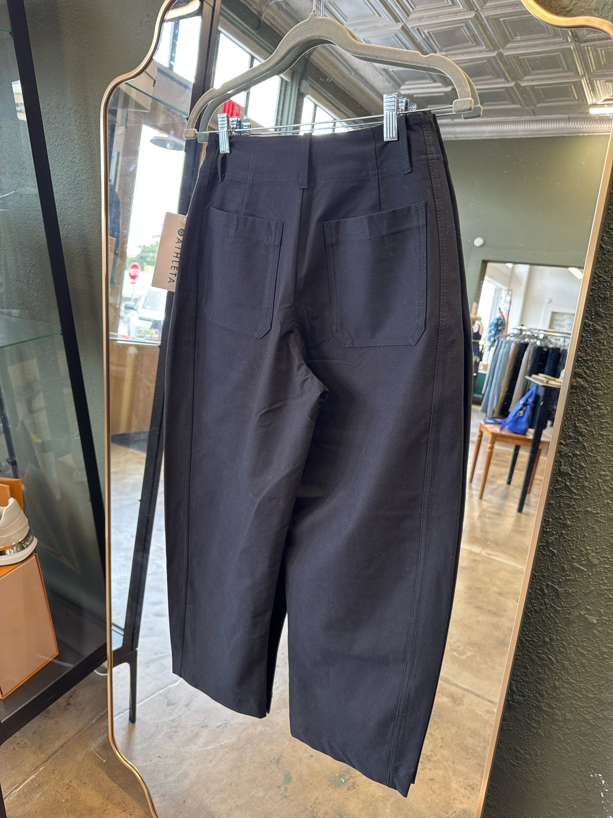 ATHLETA Size 4P Black Pants
