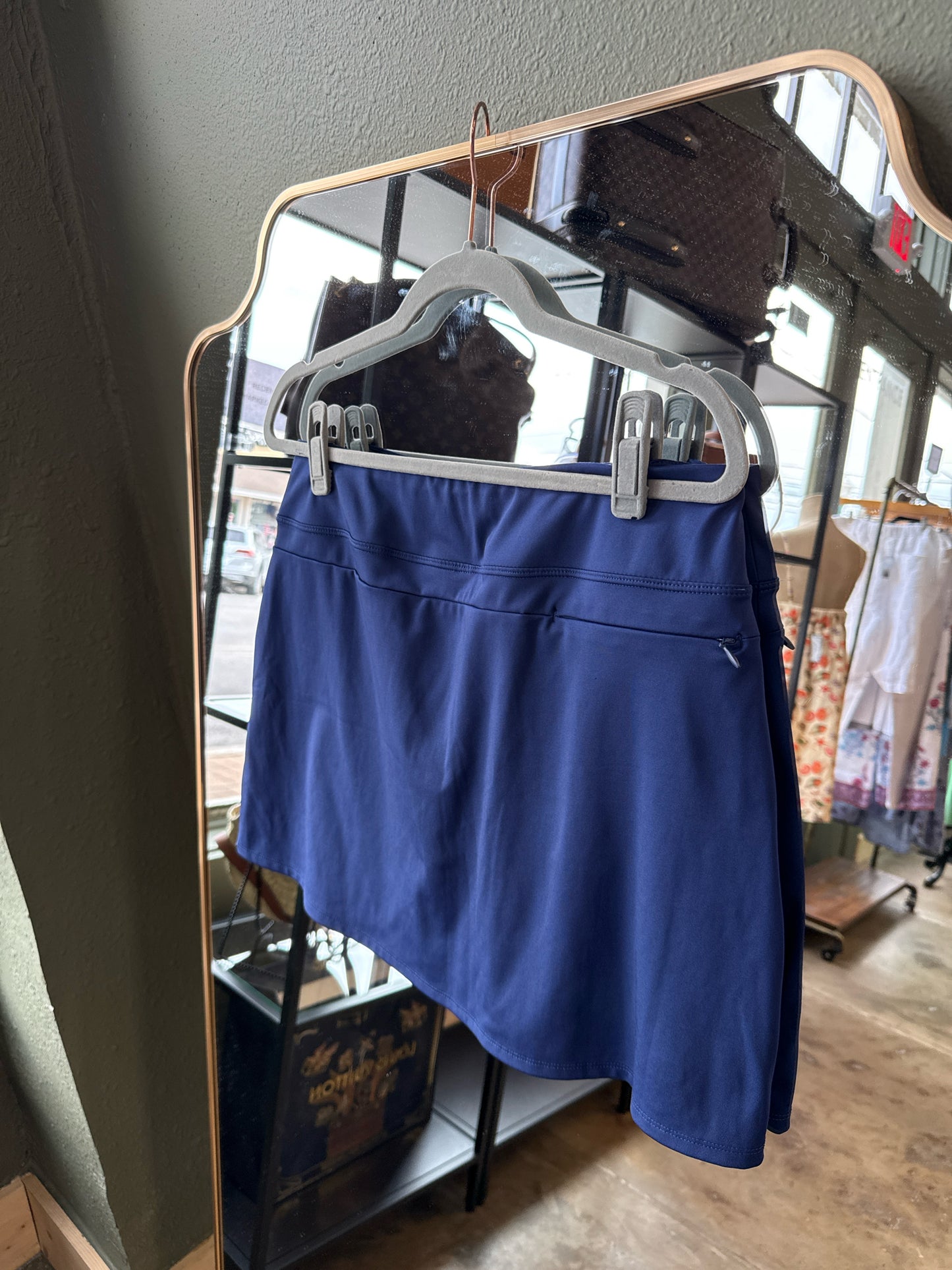 Tommy Bahama Size L Navy Skort