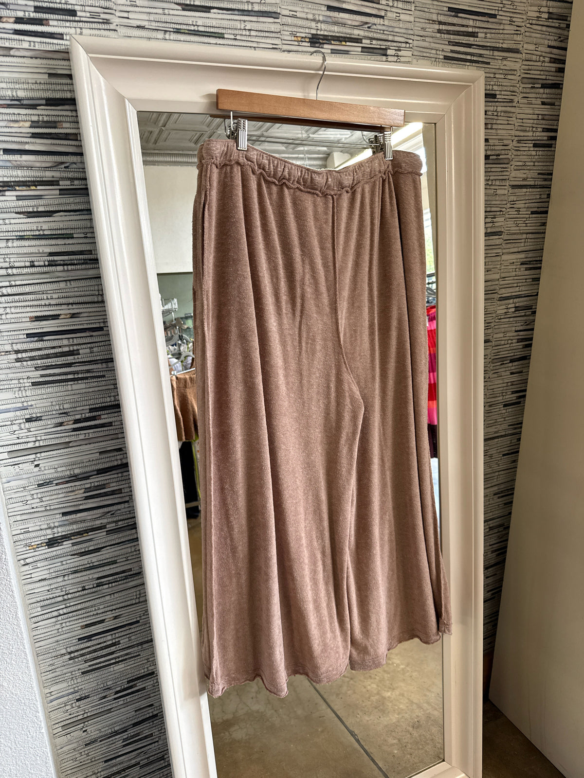 Intimately Size L Light Brown Pants