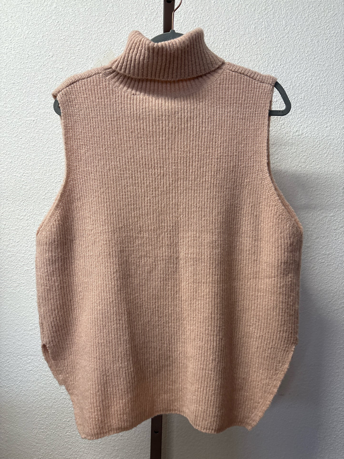 Double Zero Size M Sweater