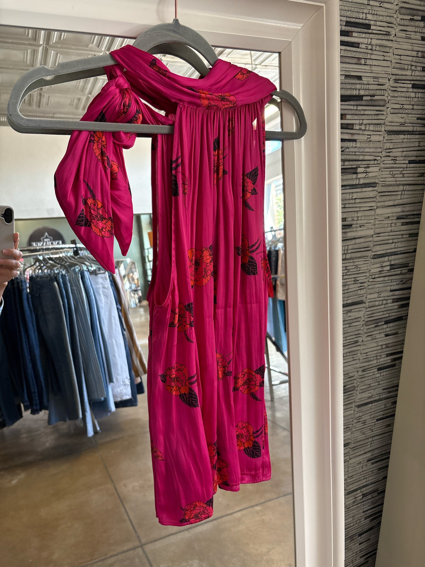 Banana Republic Size L Pink Top