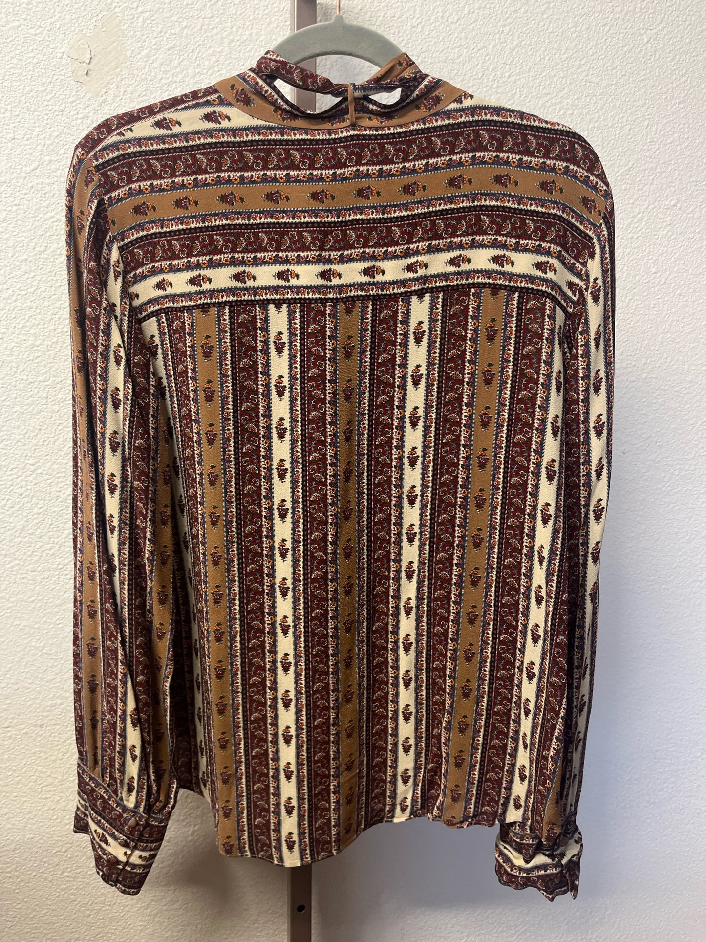 VERONICA BEARD Size 12 Top