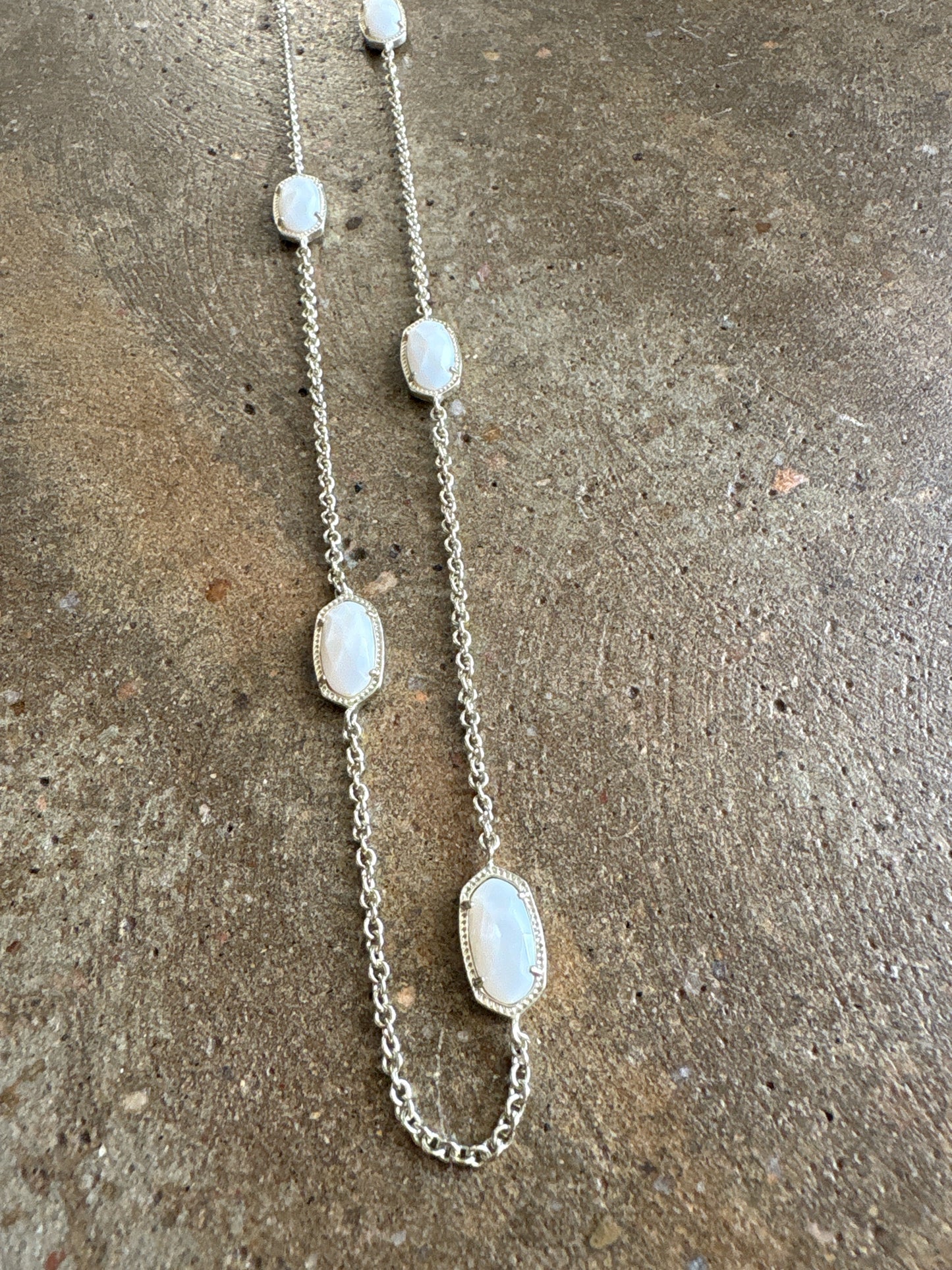 kendra Scott Cream Necklace
