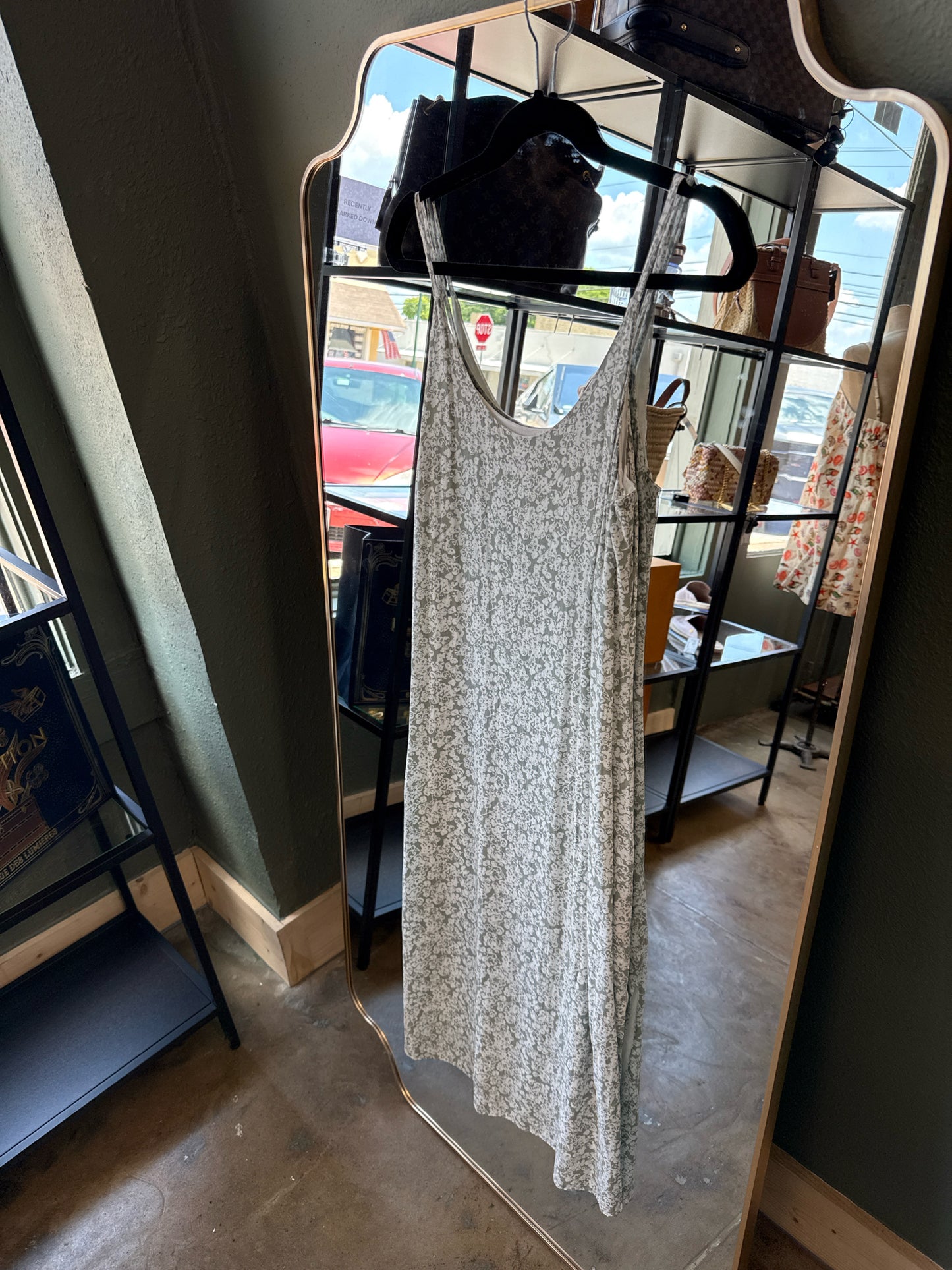 Everlane Size 6 Green/White Dress