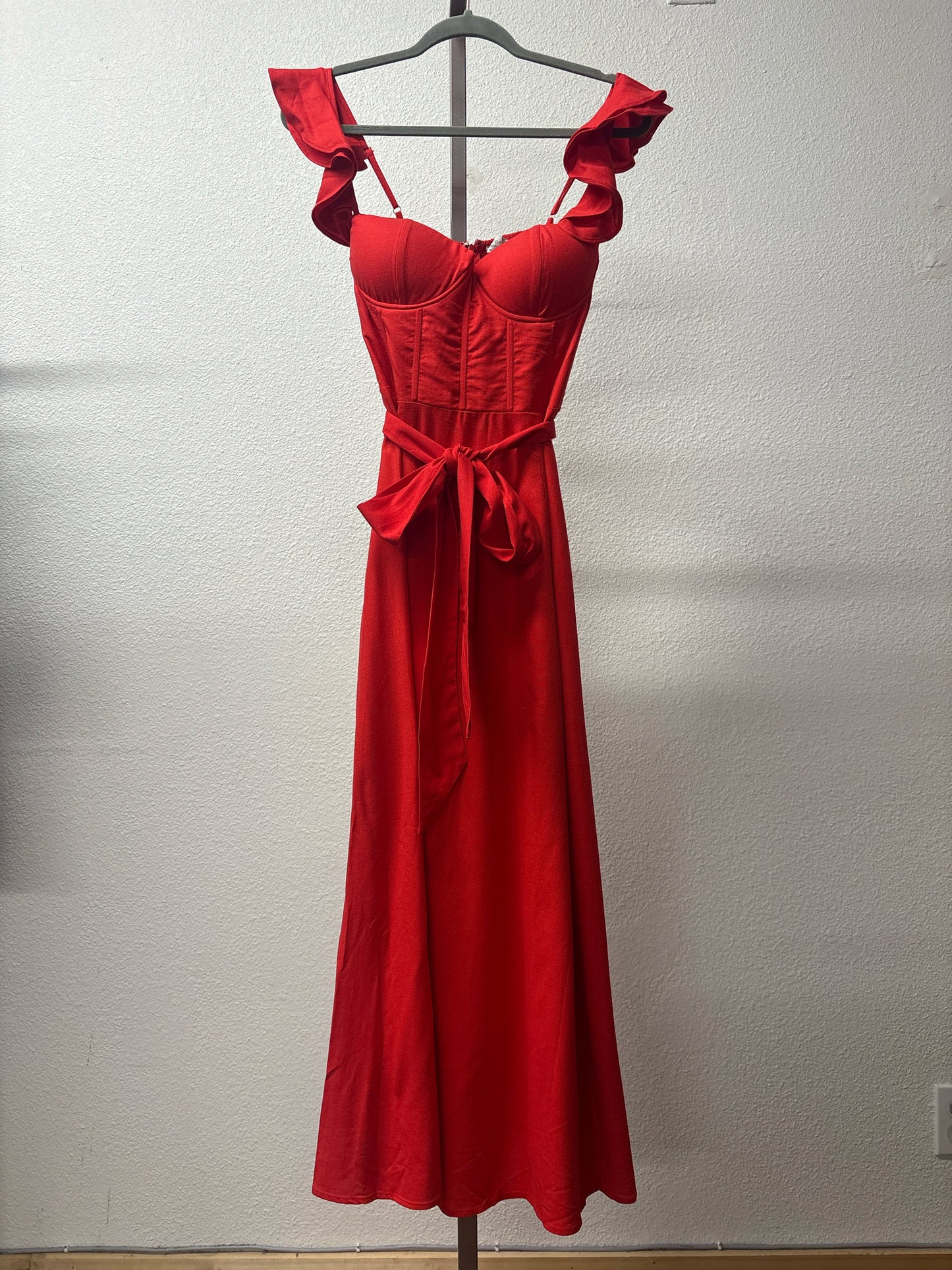 Dress Forum Size M Red Orange maxi Dress