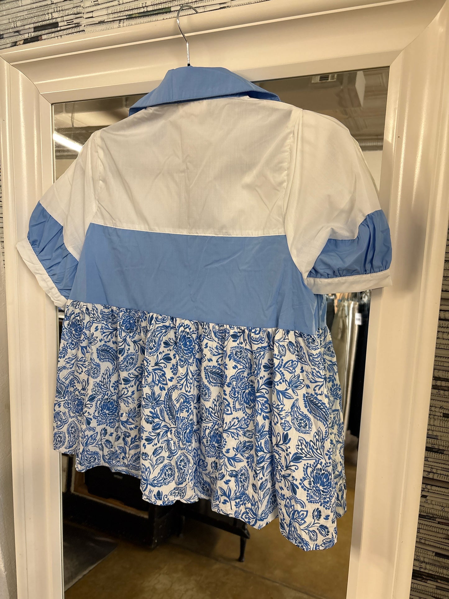 entro Size L Blue/White Top