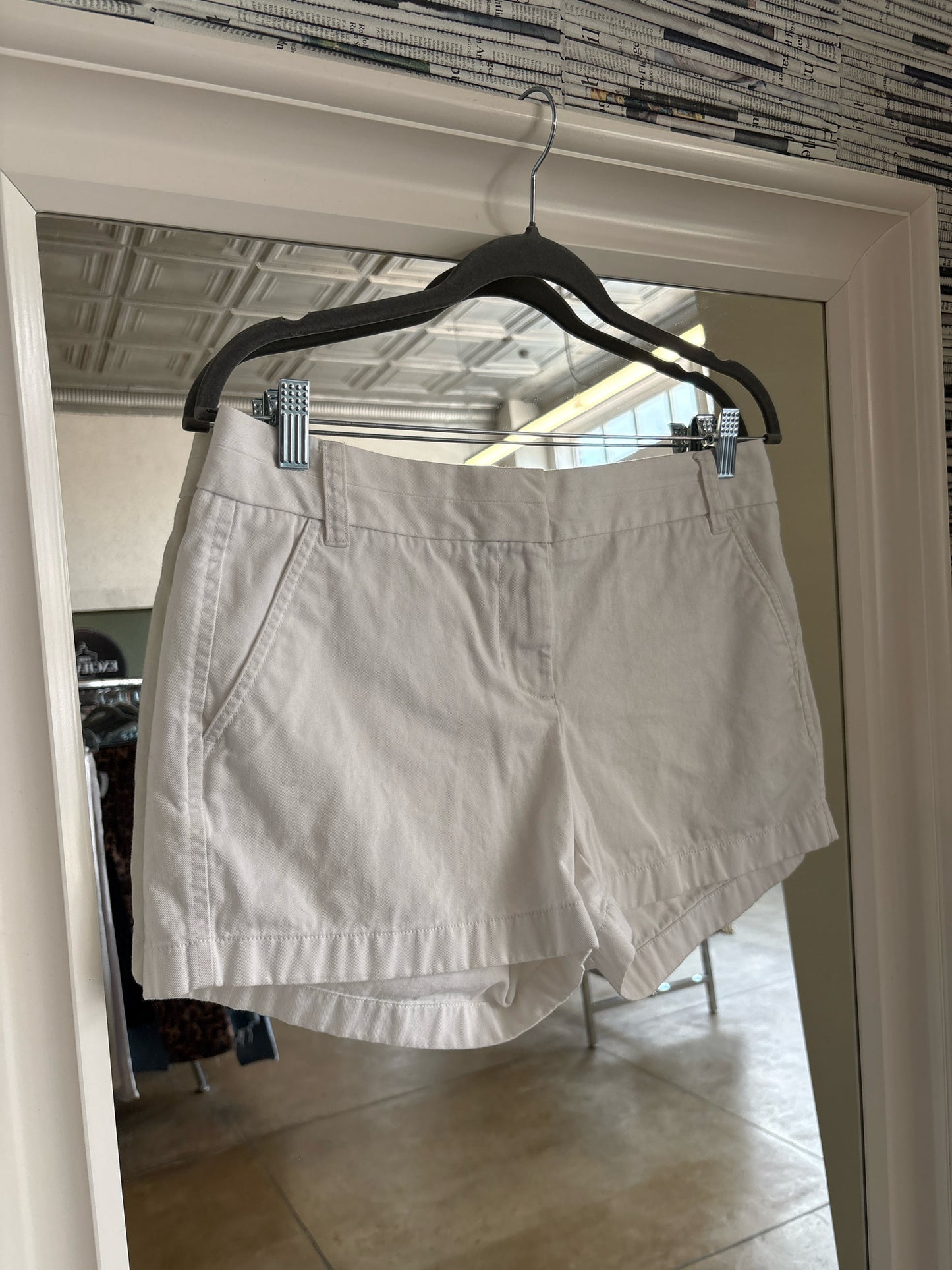 Jcrew Size 6 White Shorts