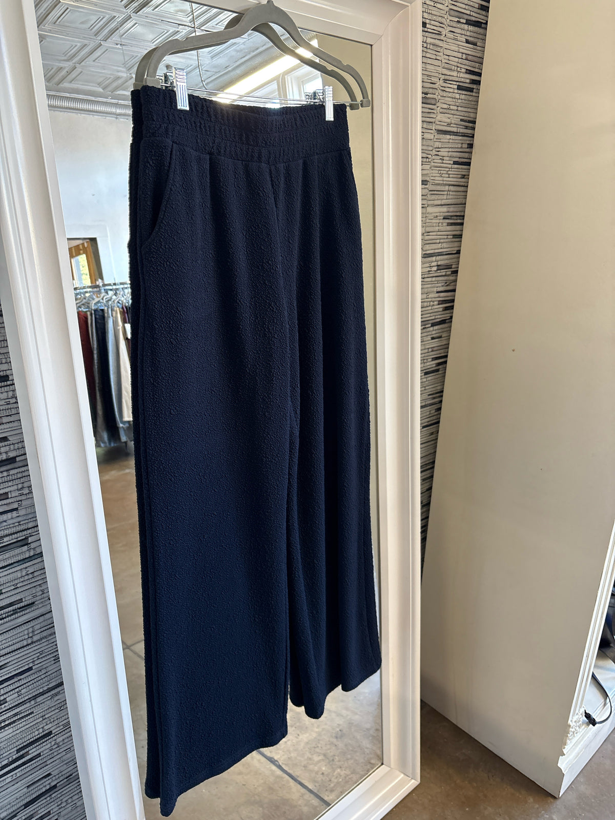 Sundays Size M Navy Top & Pant Set