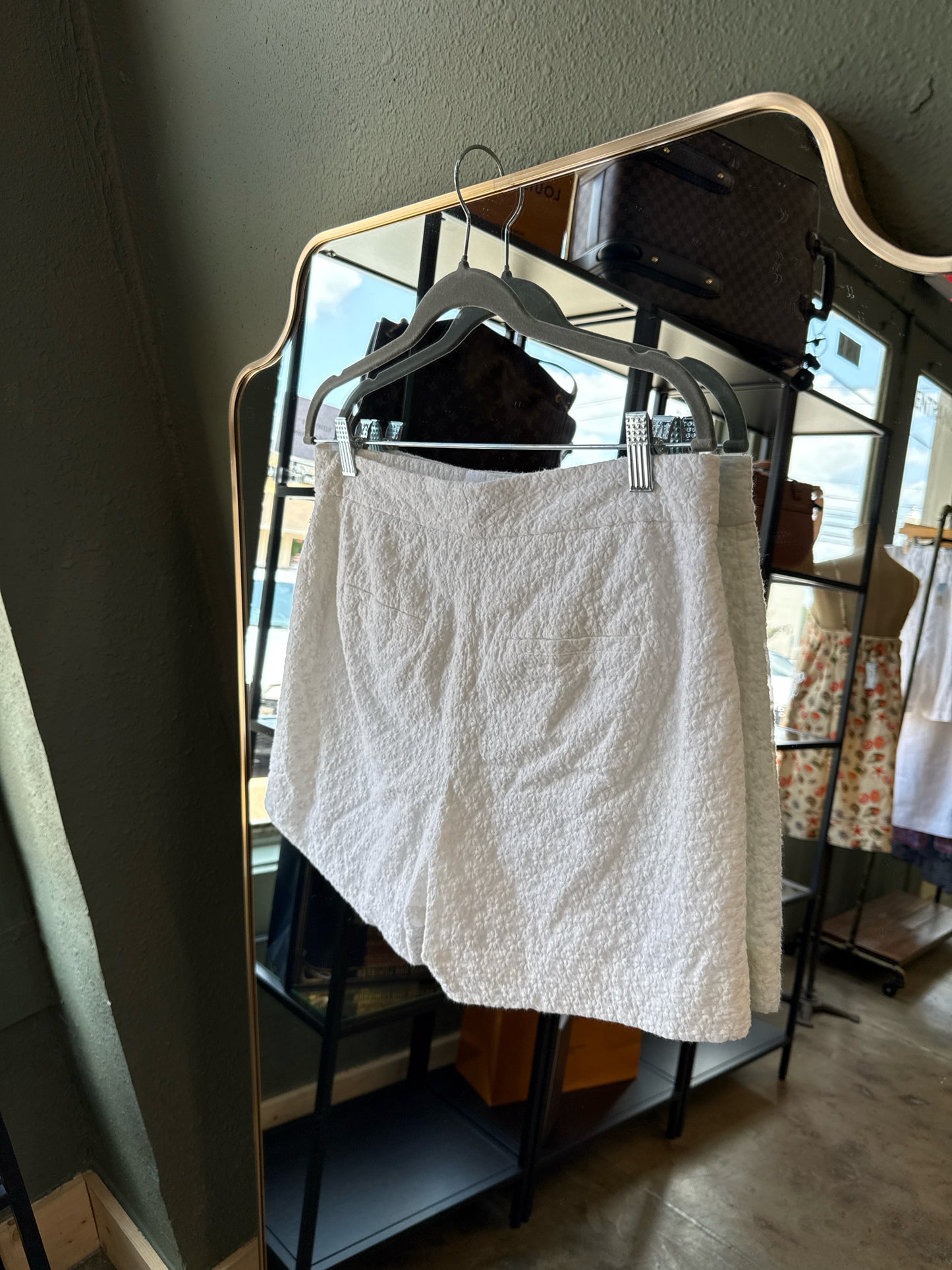 WHBM Size 10 White Shorts