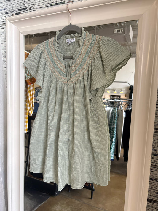 Current Air Size L Green Top
