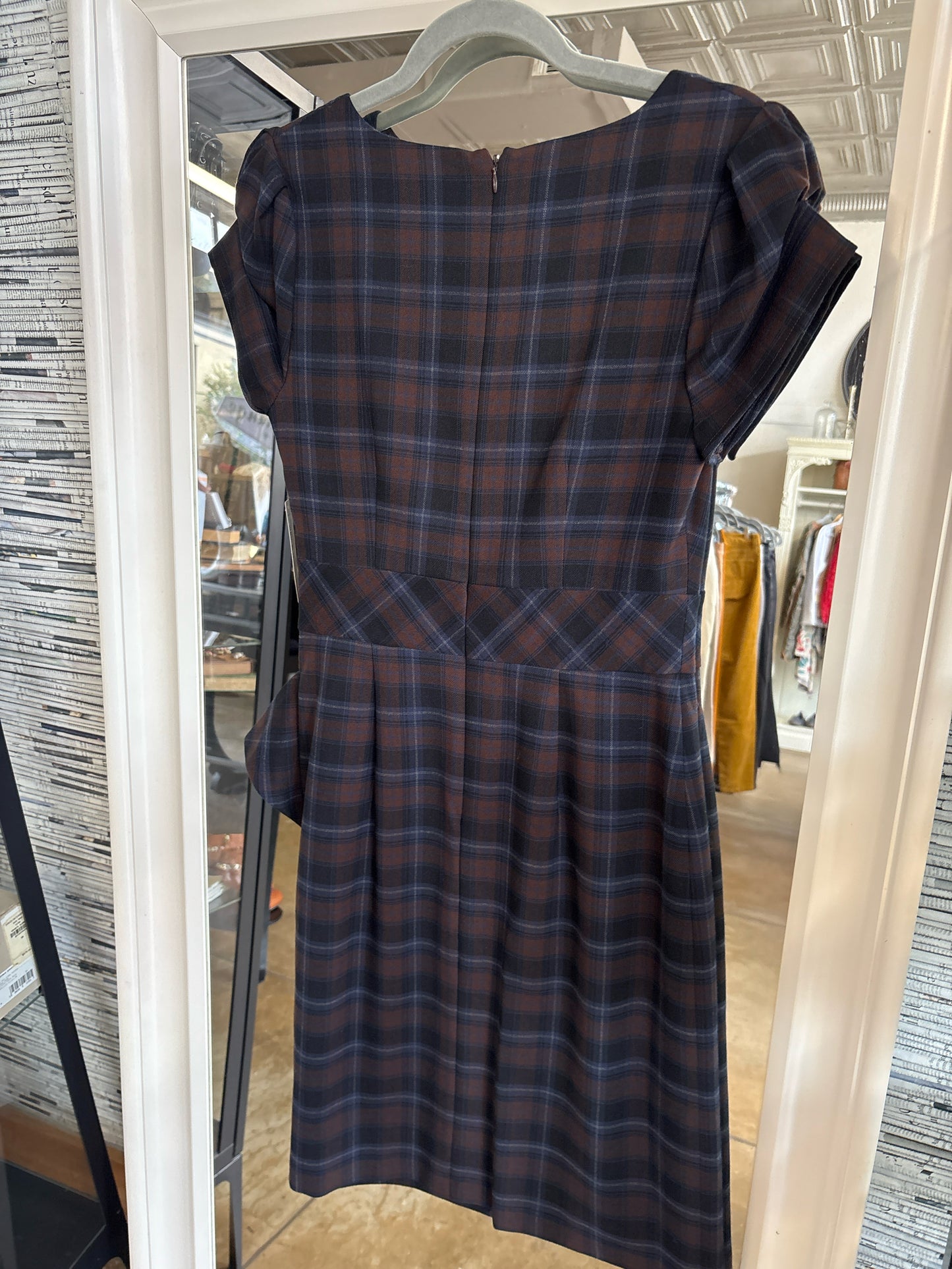 Allen B. Size 6 Brown/Blue Plaid Dress