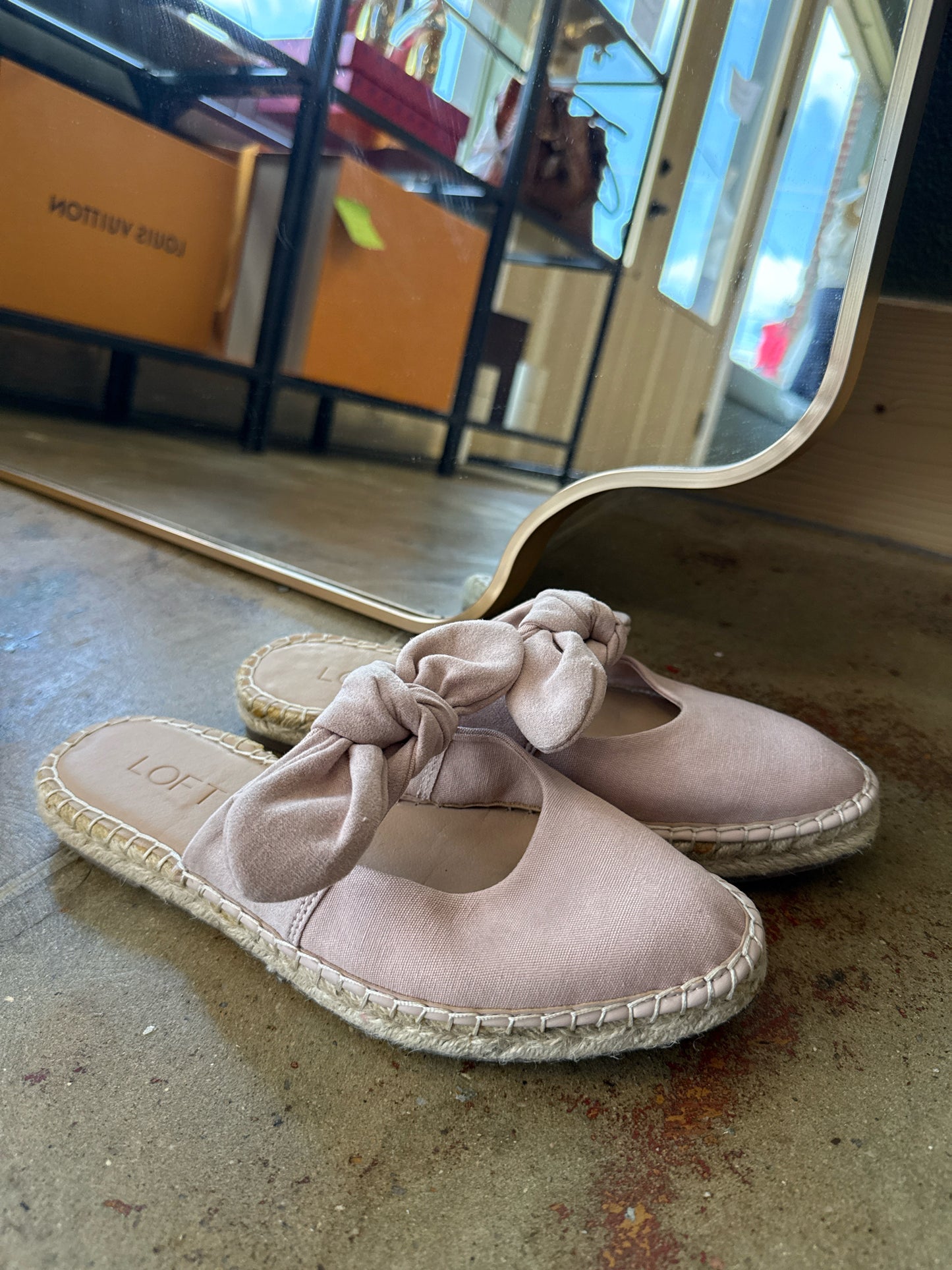 LOFT Shoe Size 7 Pink Mules