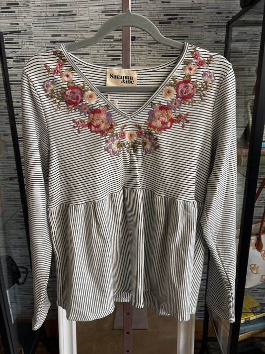 Savanna Jane Size M Top