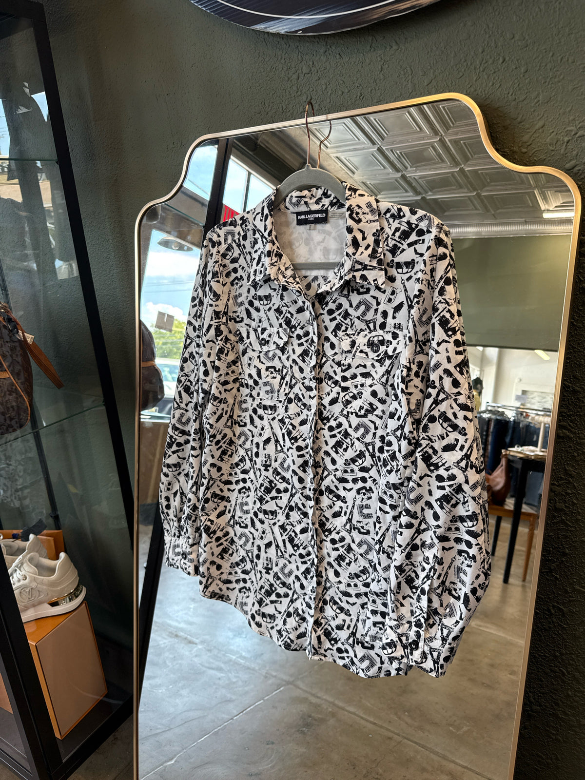 KARL LAGERFELD Size M White/Black Top