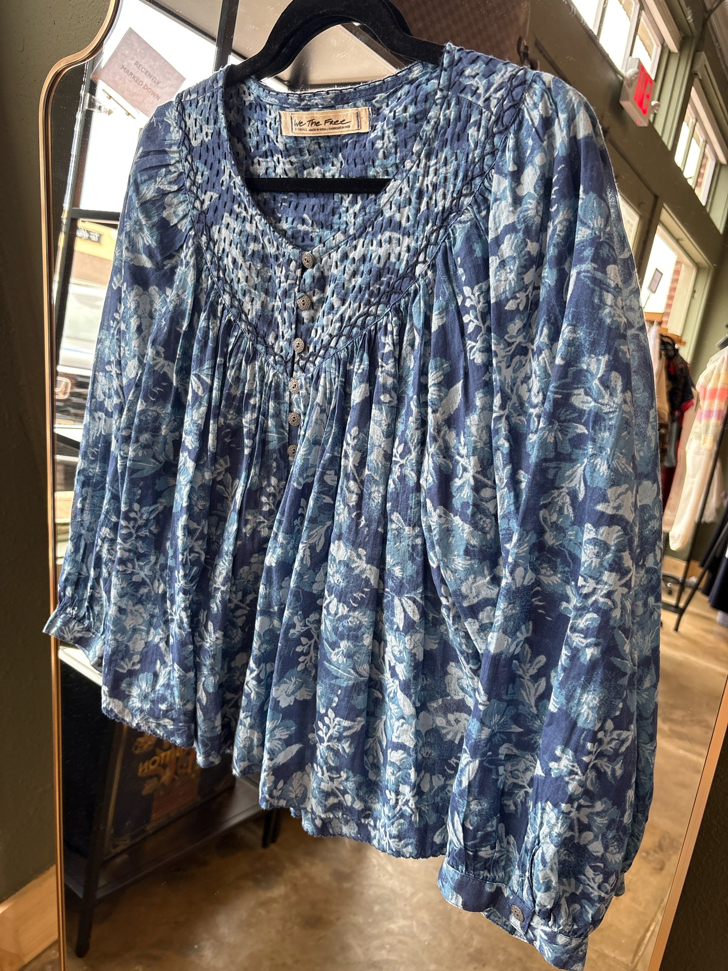 We The Free Size XS Blue Top