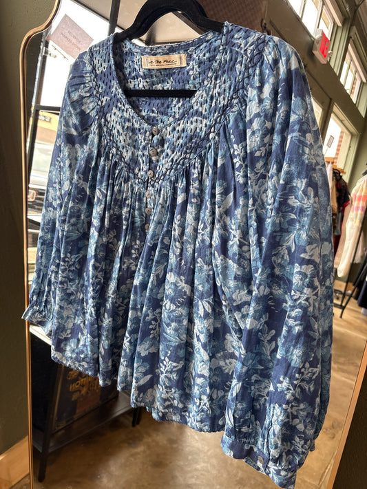 We The Free Size XS Blue Top