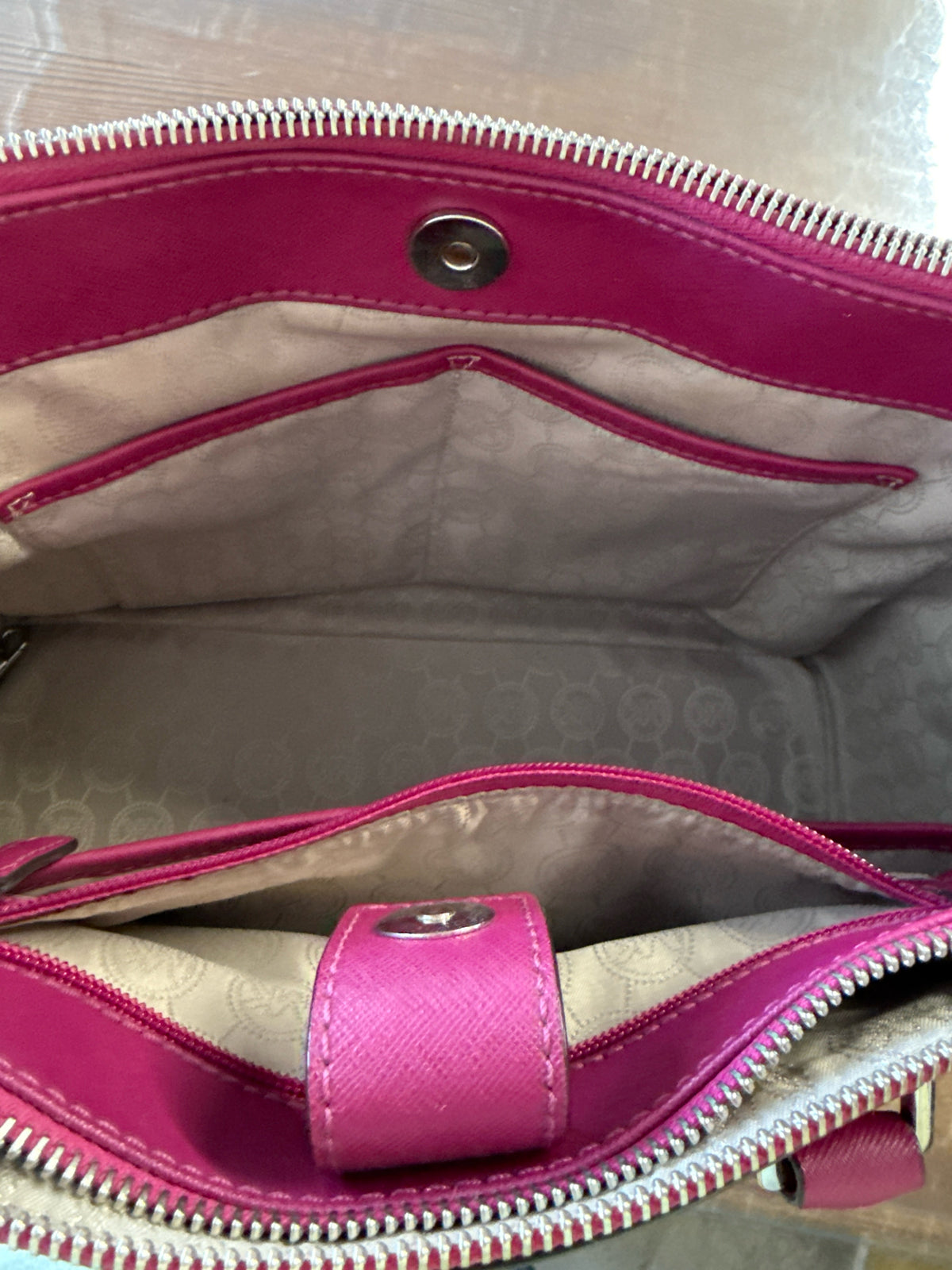 MICHAEL KORS Pink Purse