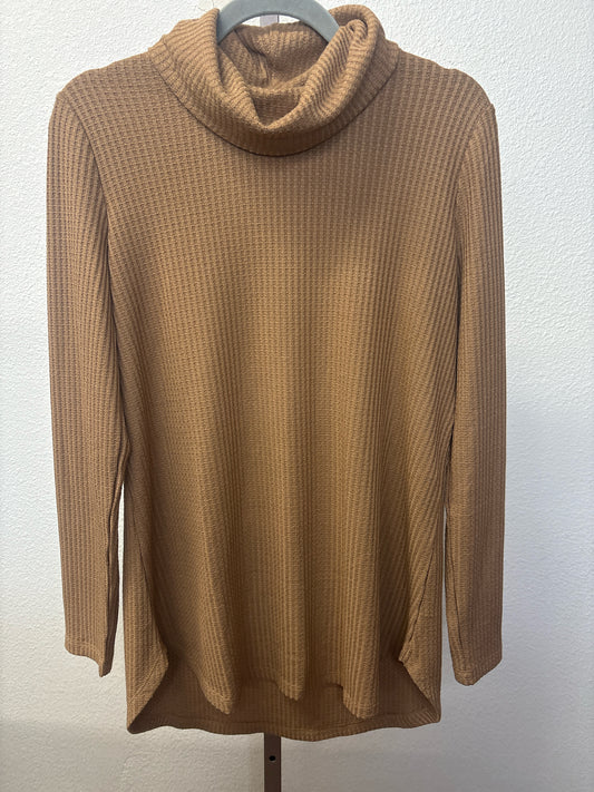 Susan Graver Size M Tan waffle Top