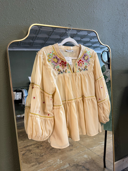 SEE AND BE SEEN Size L Cream Top