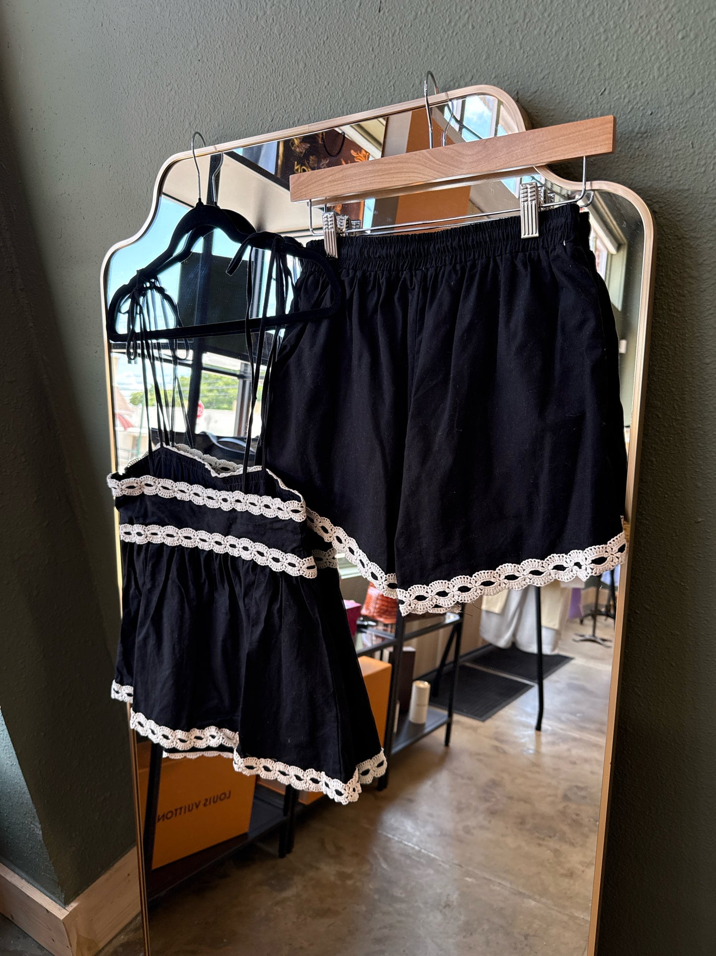 Fortunate One Size S Black Two Piece Set