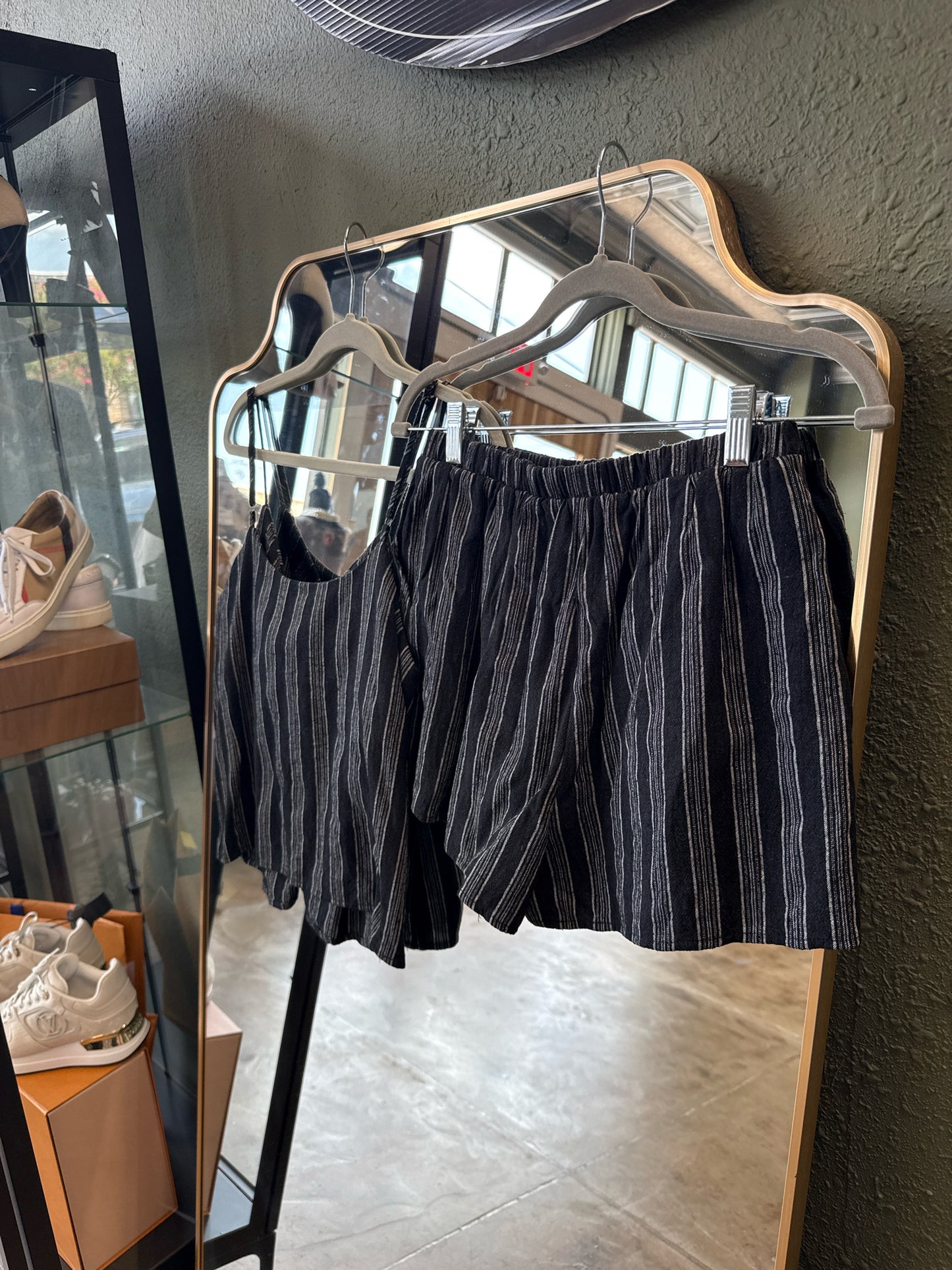 SADIE & SAGE Size S Black Two Piece Set