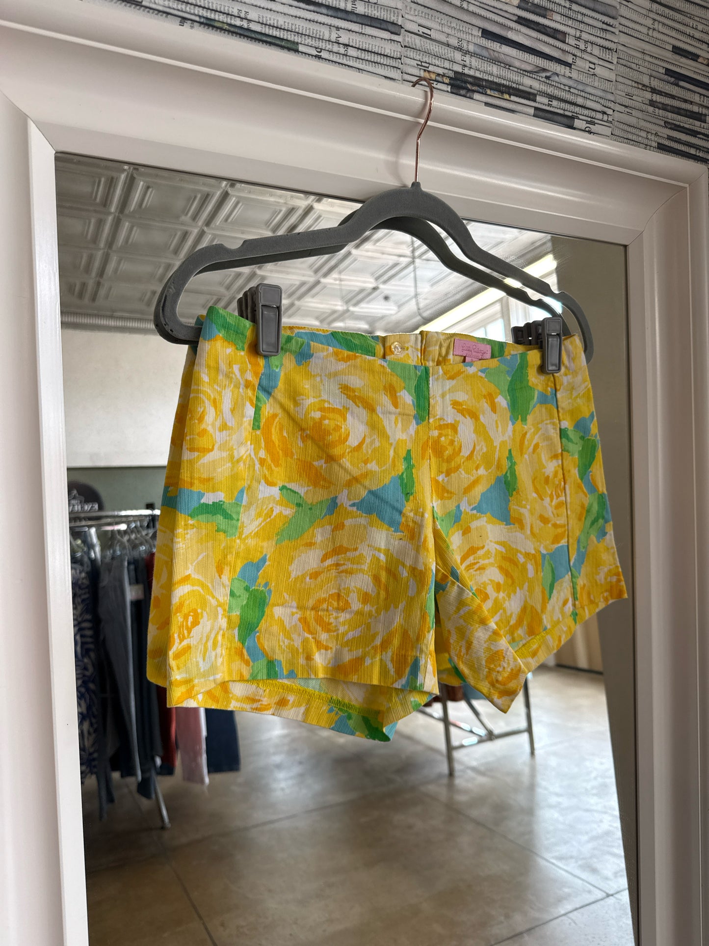 Lilly Pulitzer Size 0 Yellow Shorts