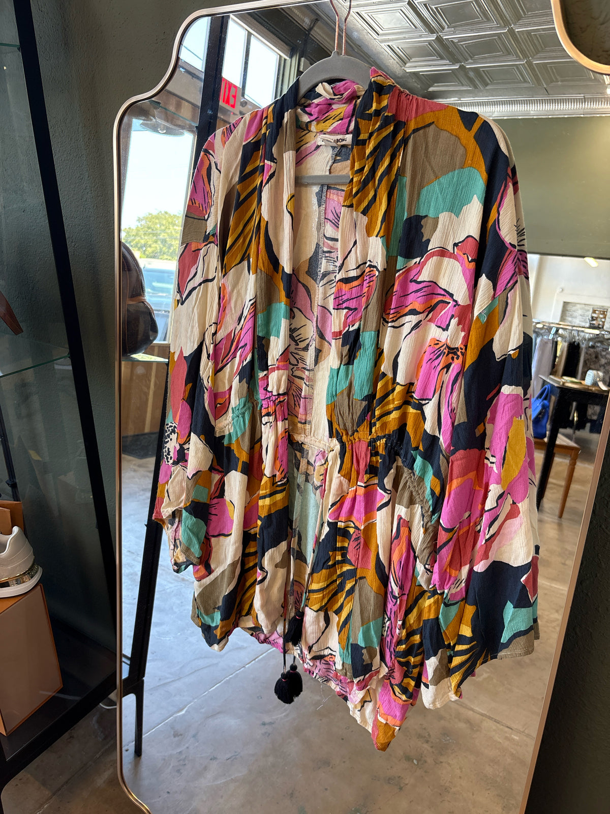 Billabong Size M/L pink multi Top