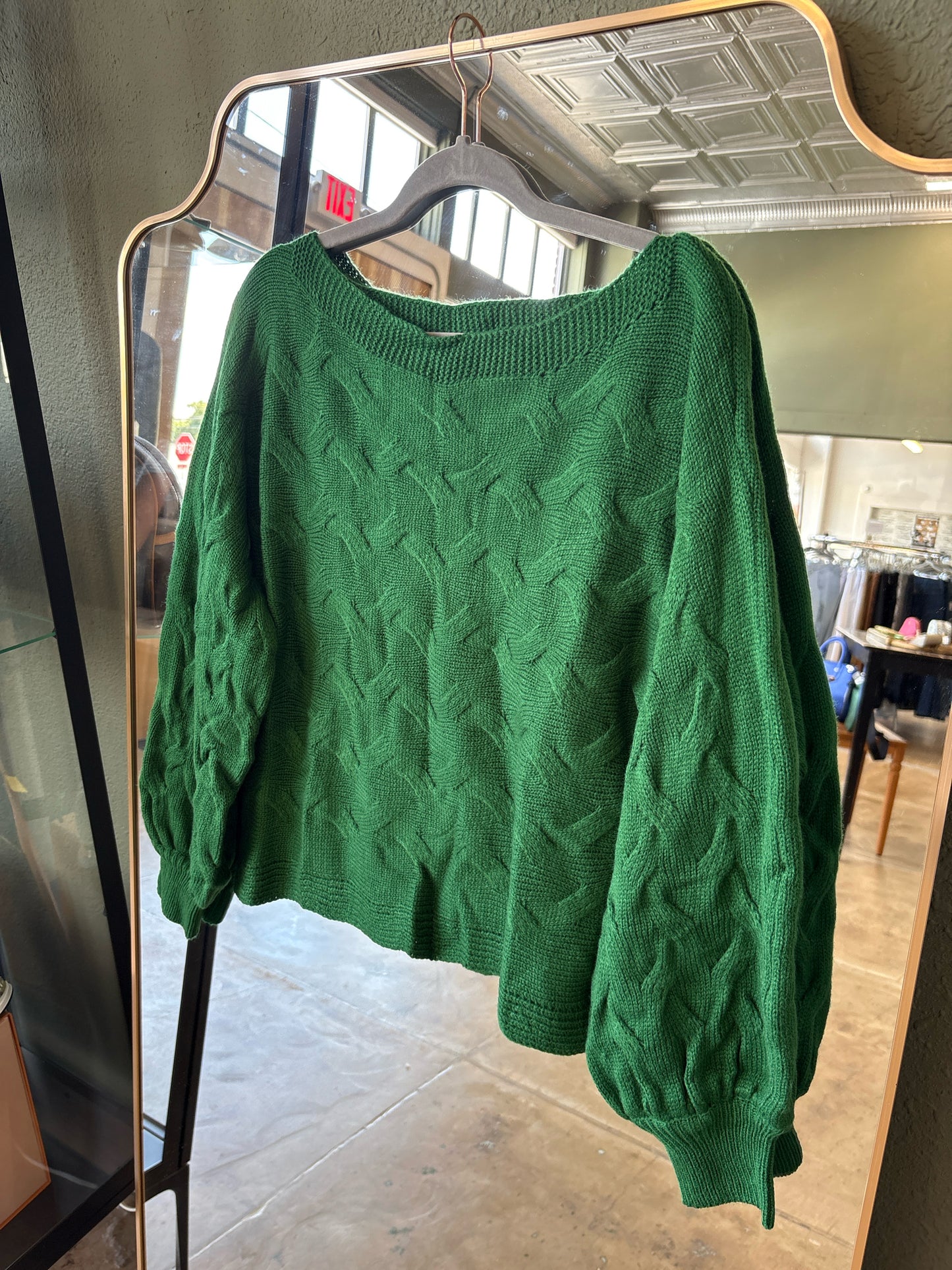 Size L Green Sweater
