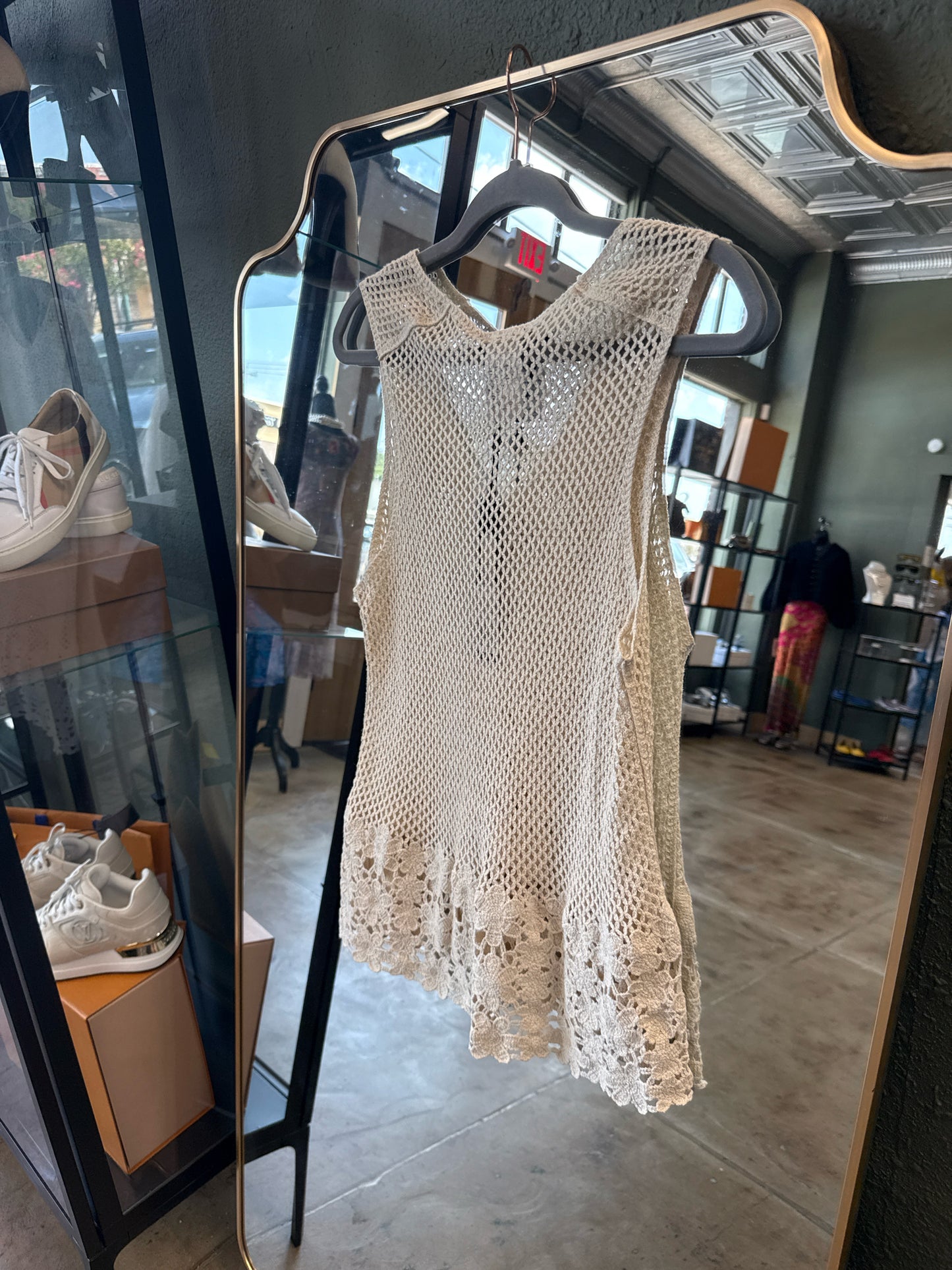 Charlie Size M Cream Top