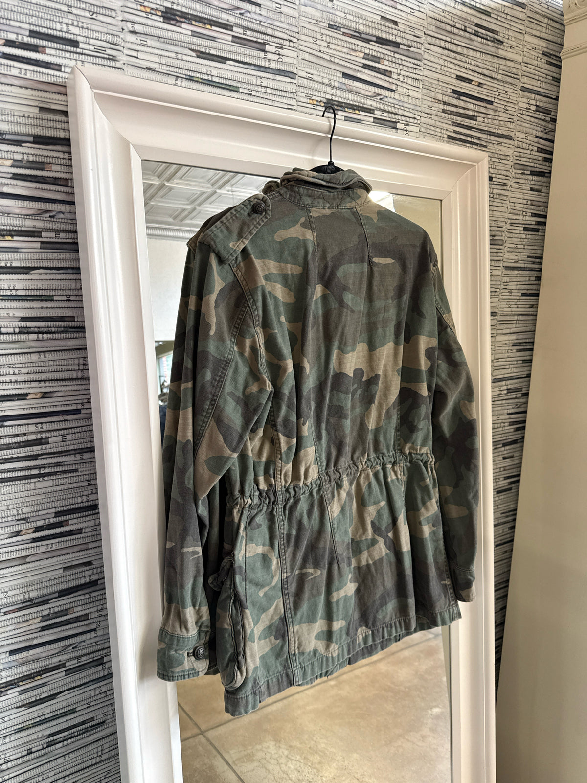 free people Size M Camo Jacket