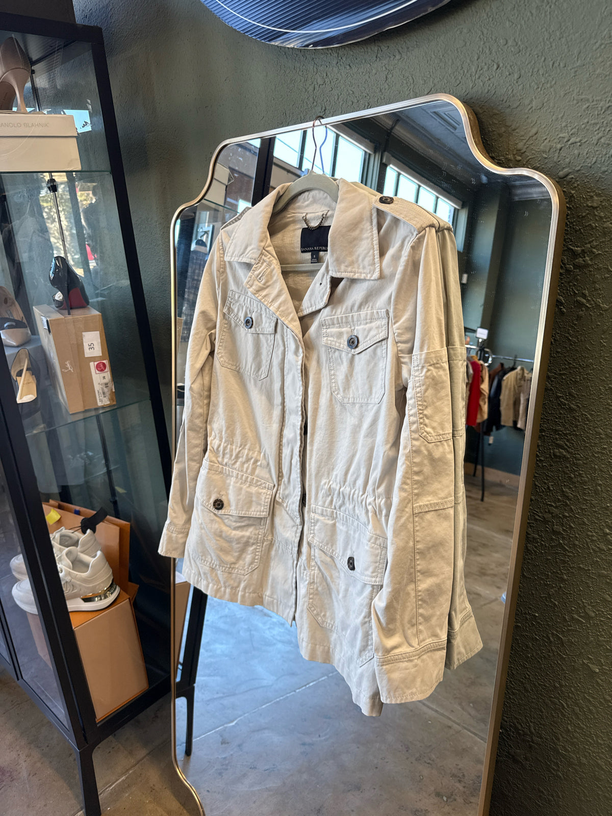 Banana Republic Size S off white Coat