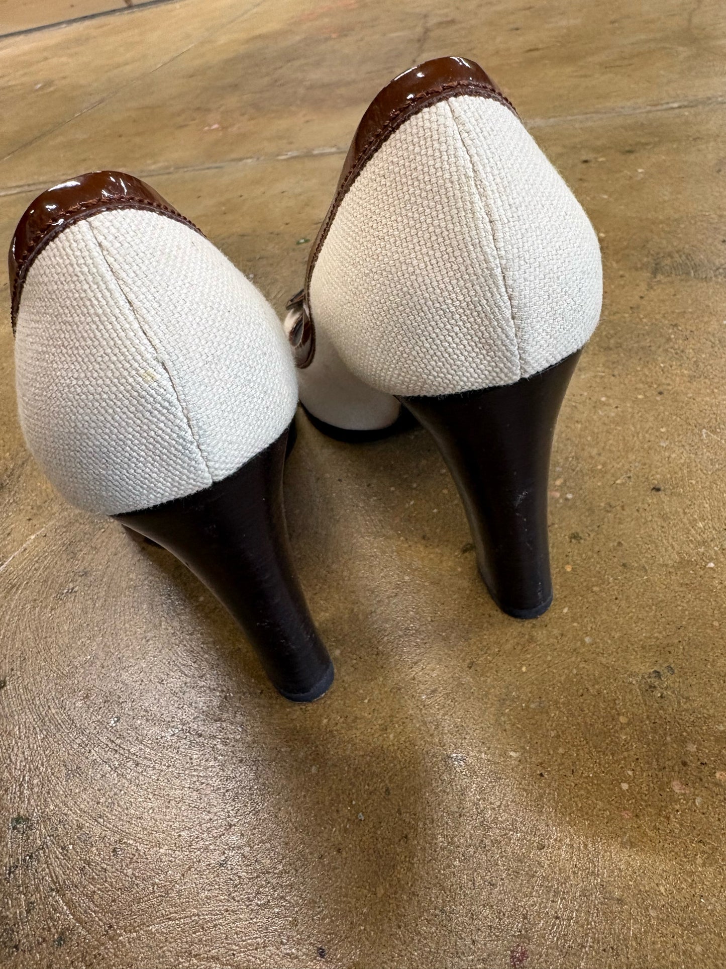 FENDI Shoe Size 38 brown/cream Heels
