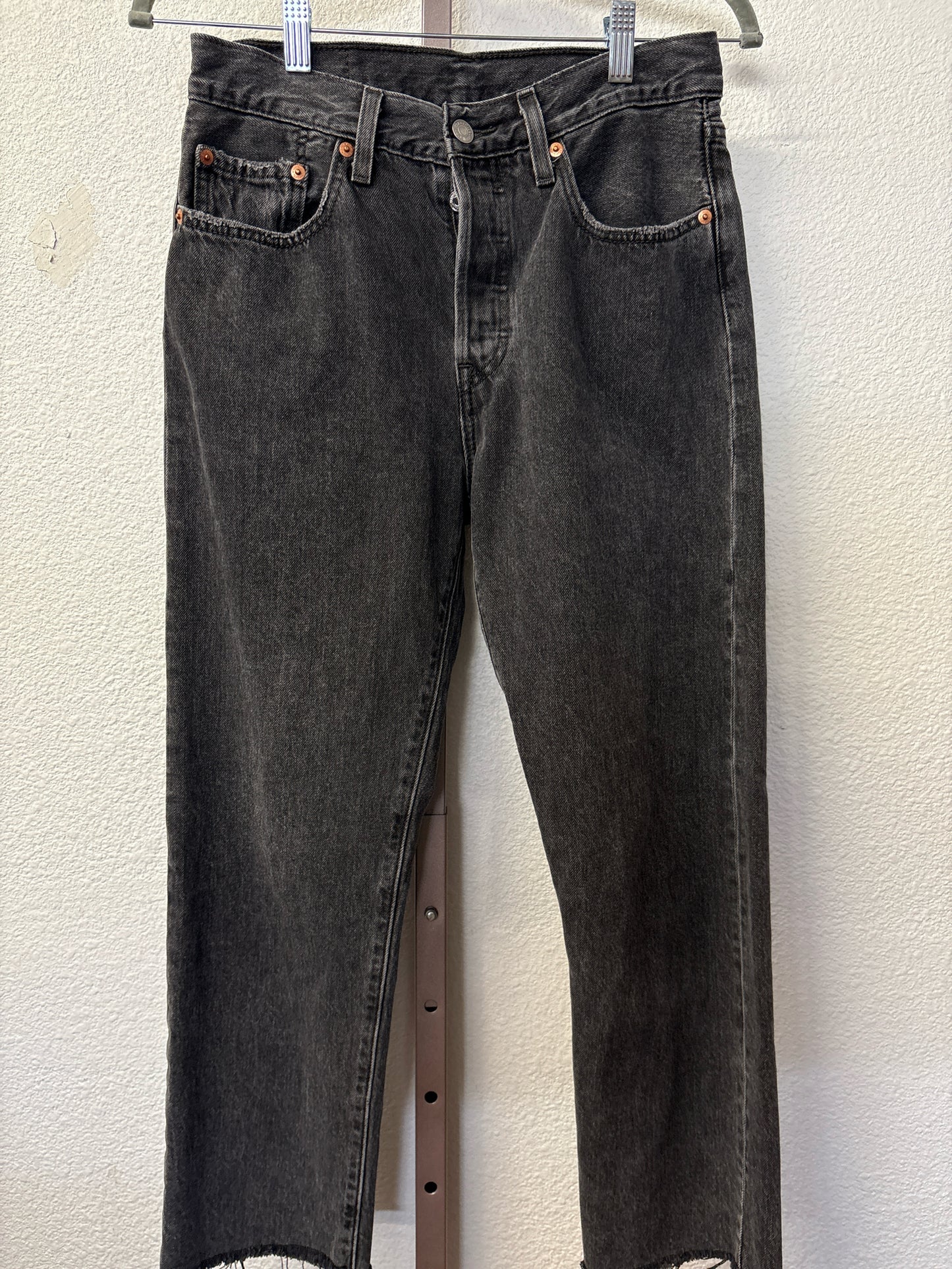 Levis Size 25 Black Denim Jeans